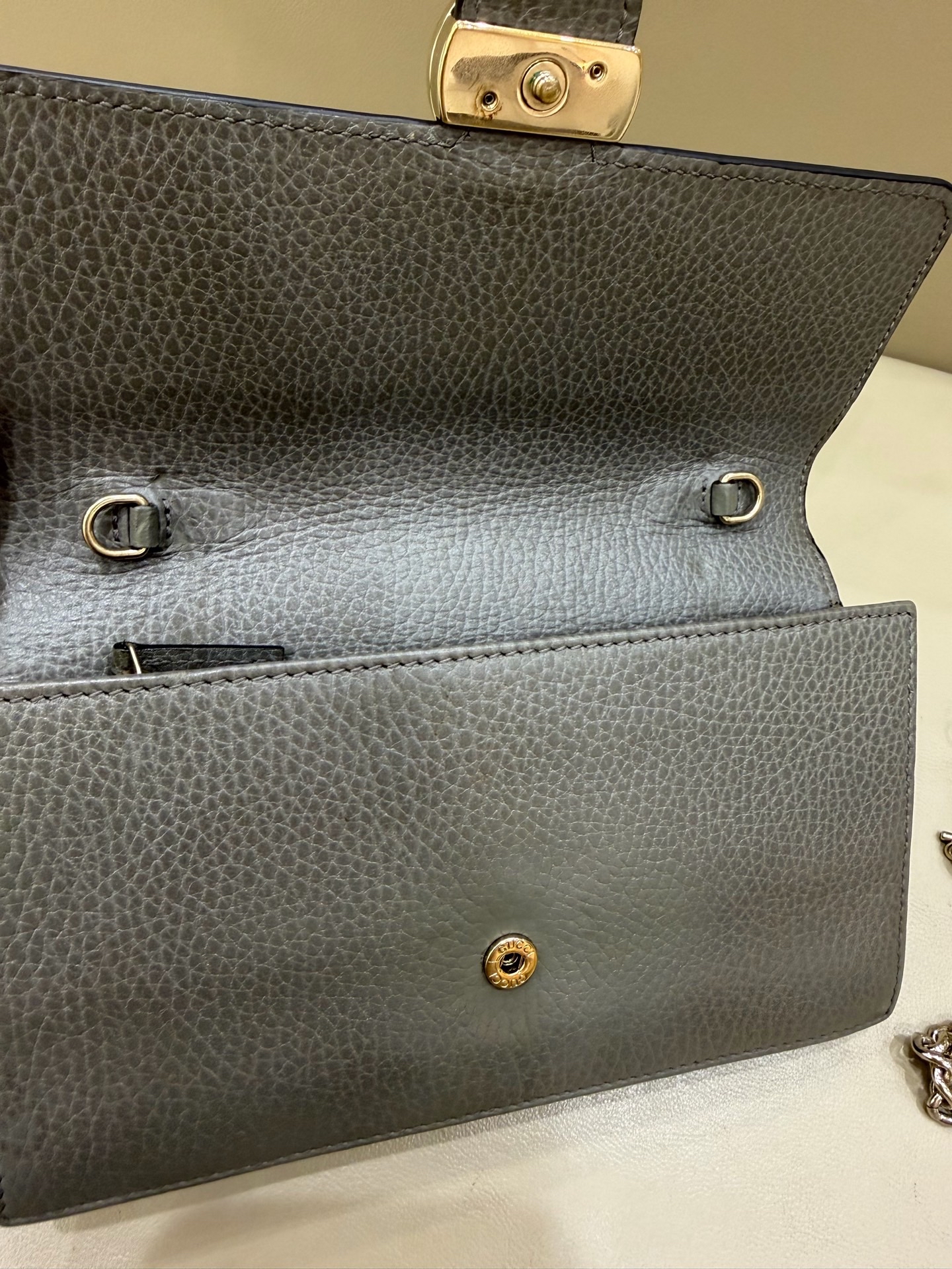 【預訂貨品】Gucci雙G灰色牛皮woc