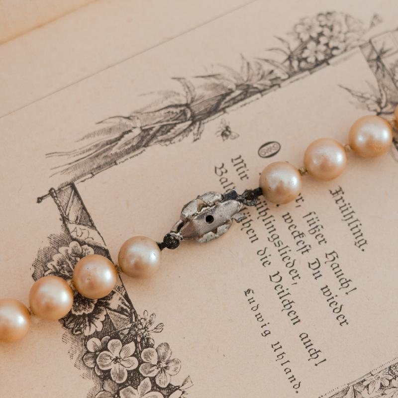 c.a. 1960s England Hand Knotted Champagne Rose Glass Pearl Necklace - 60cm (EC511)