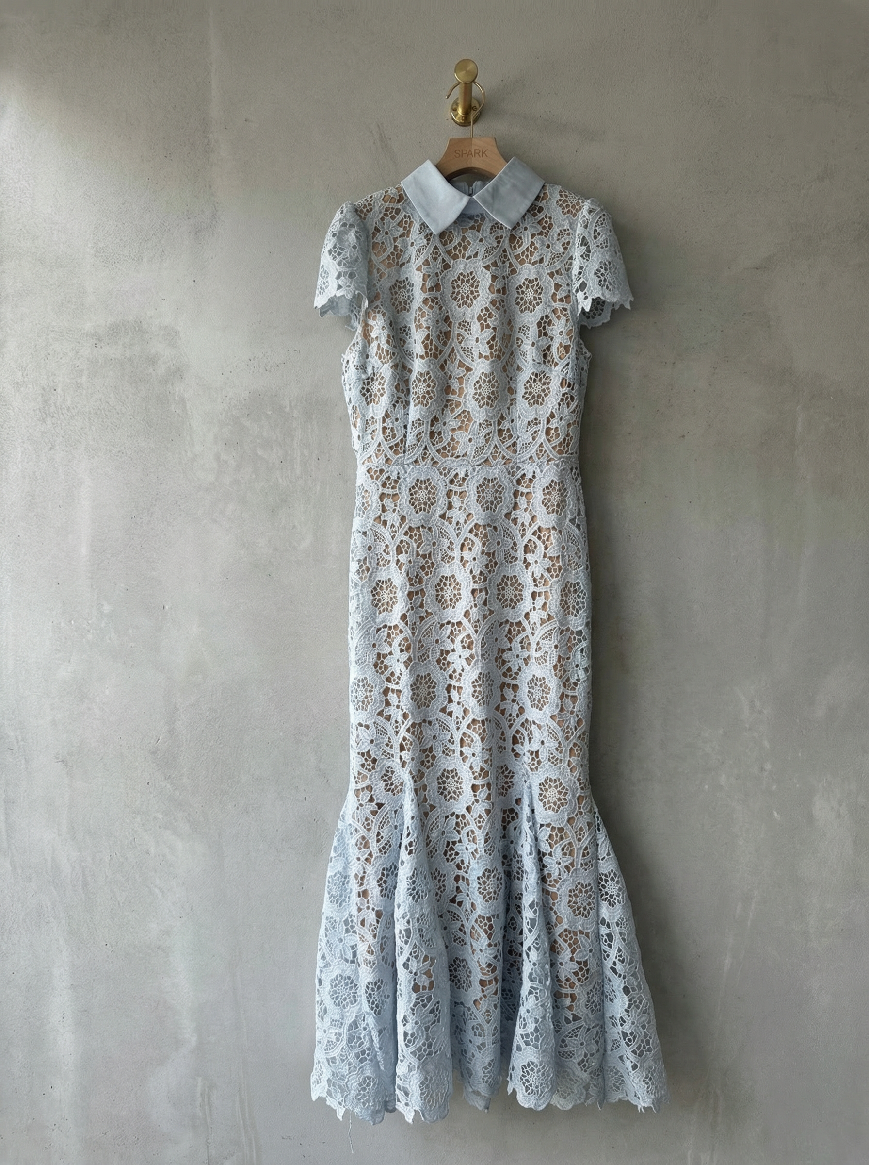 粉色蕾絲領結腰帶連衣裙(白色腰帶需另外購買)