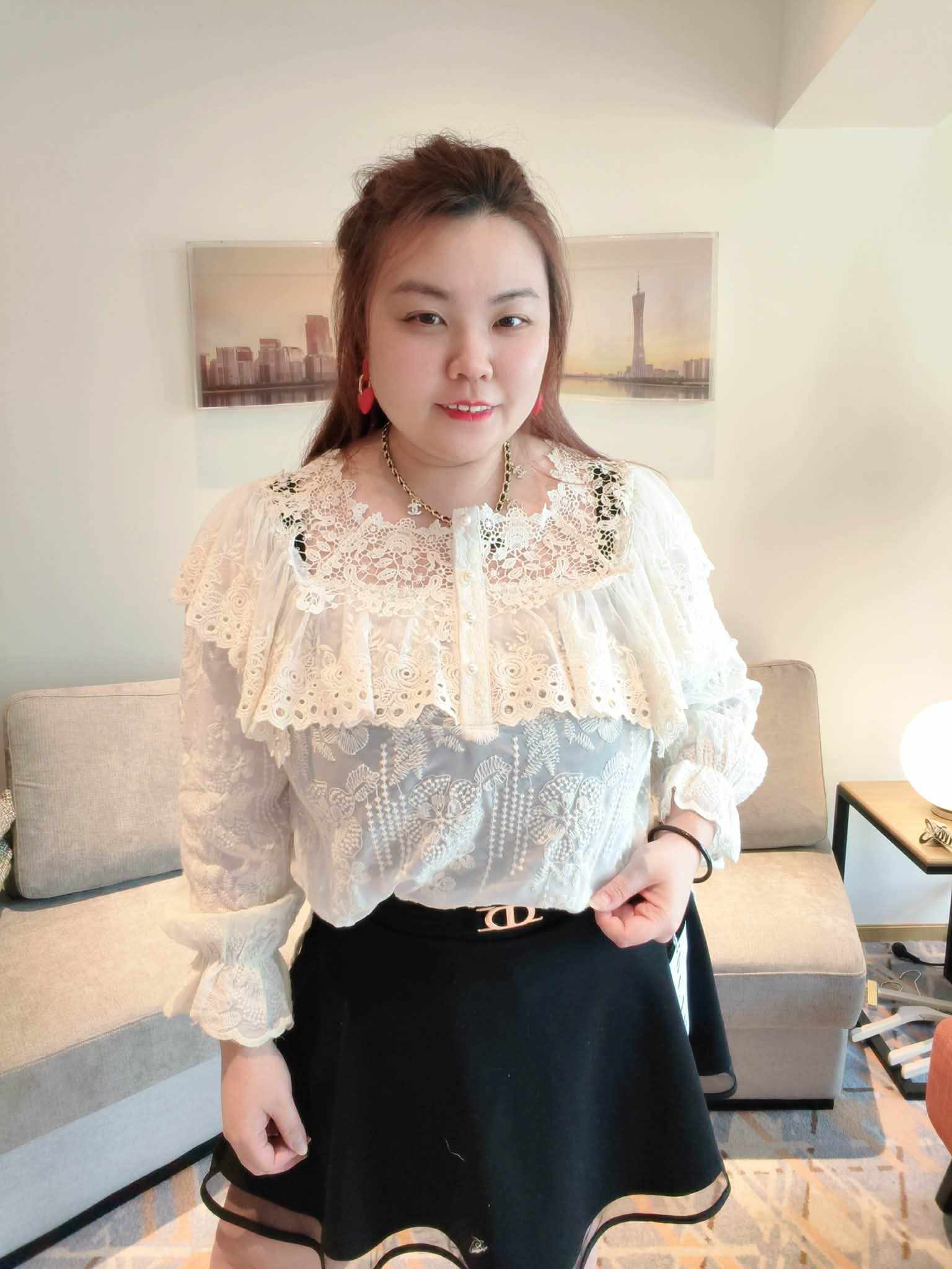 YCH01 602 美式复古蕾丝荷叶边长袖上衣（胸围 122CM平量）