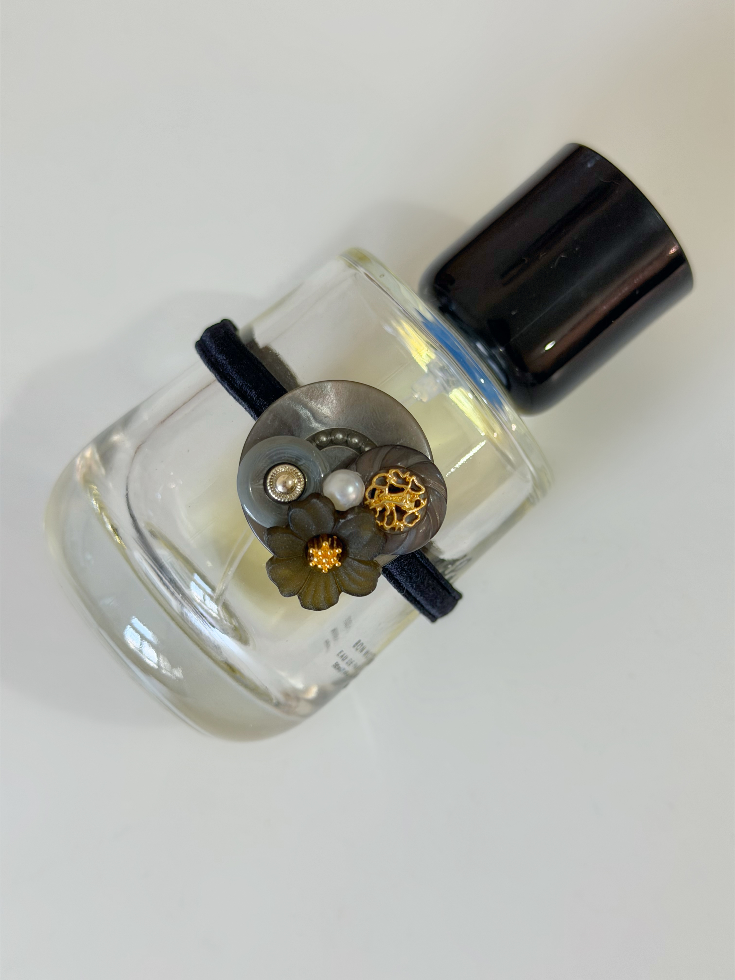 Vintage珍珠花圈鈕扣橡根 