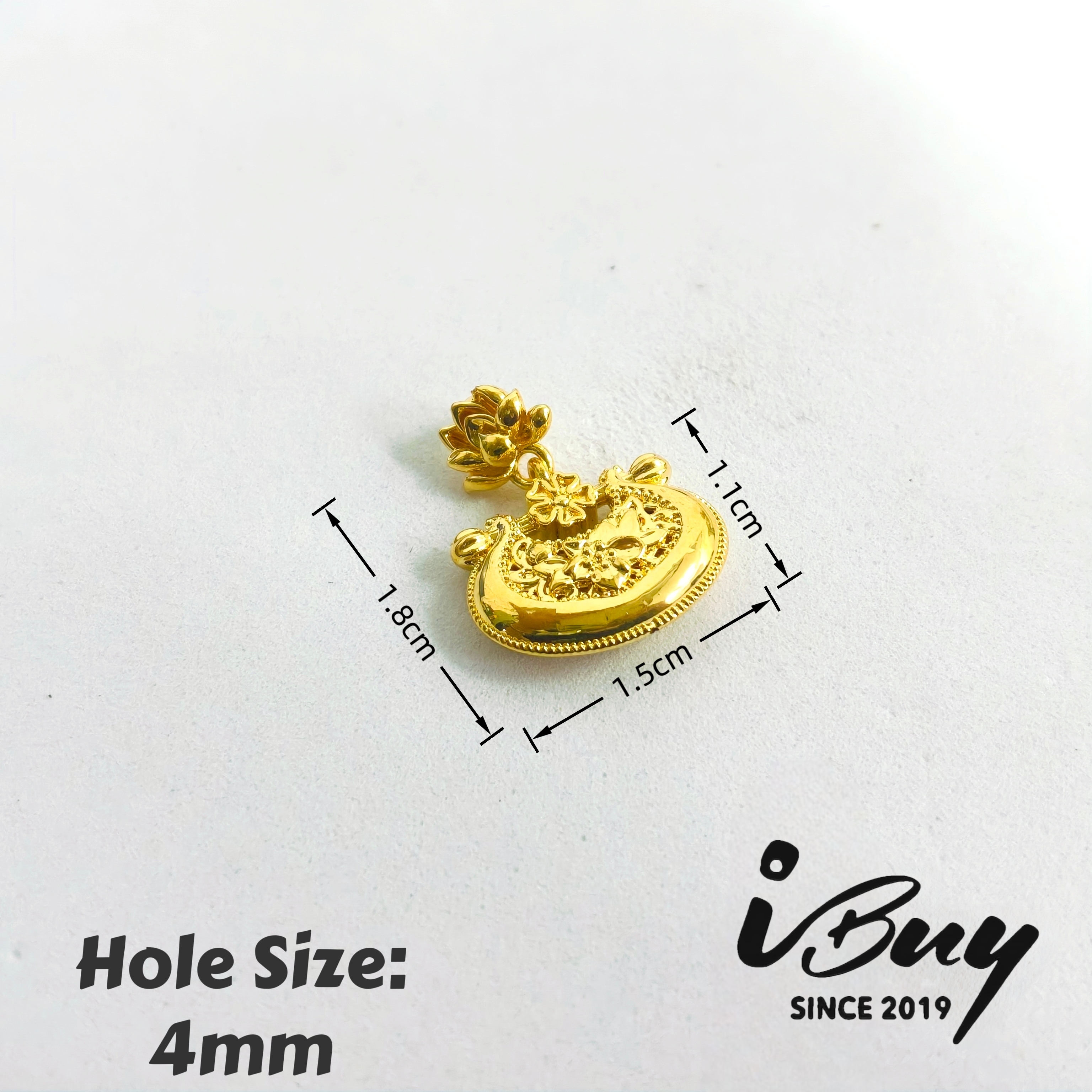 916 HARD GOLD CHERRY BLOSSOM INGOT LOCK  916 樱花元宝锁串咀