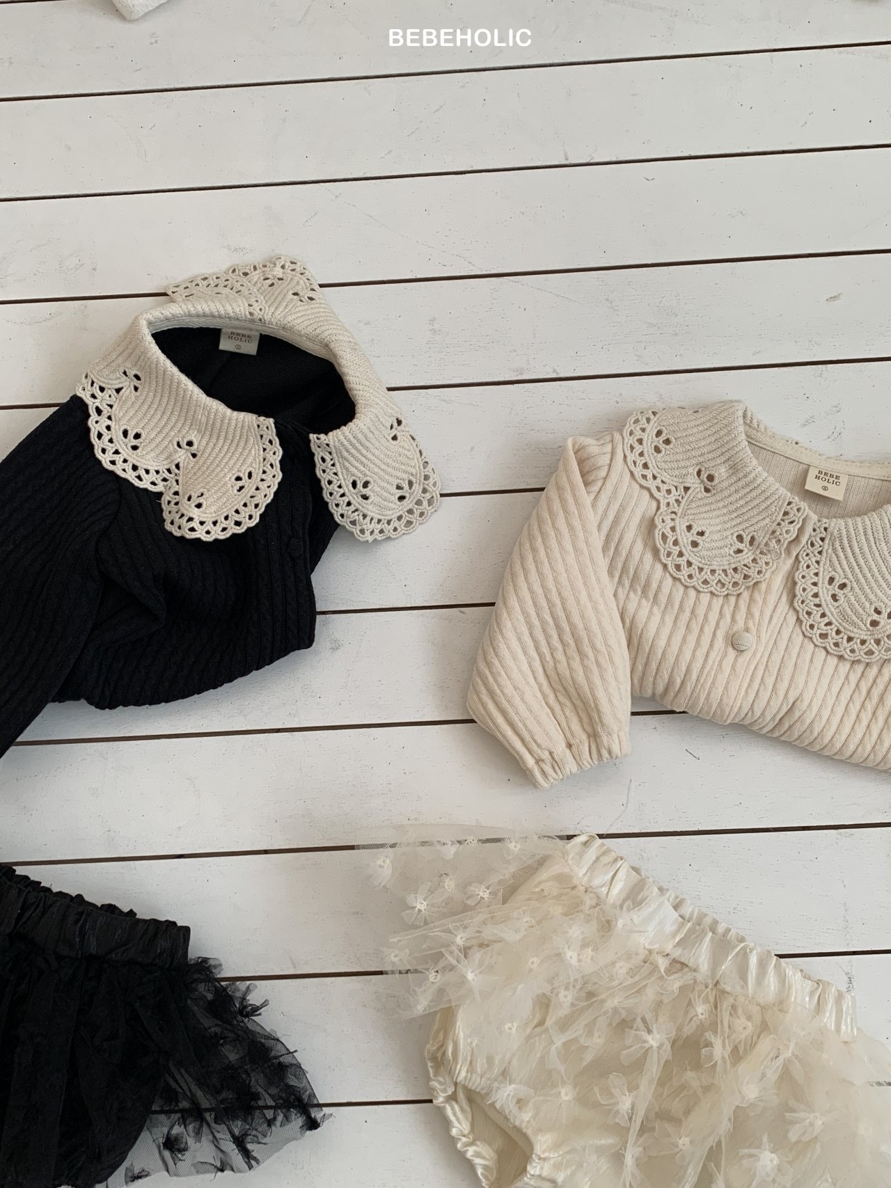 🌸預訂 韓國直送🌸🇰🇷BEBEHOLIC兩色蕾絲花邊翻領開襟外套