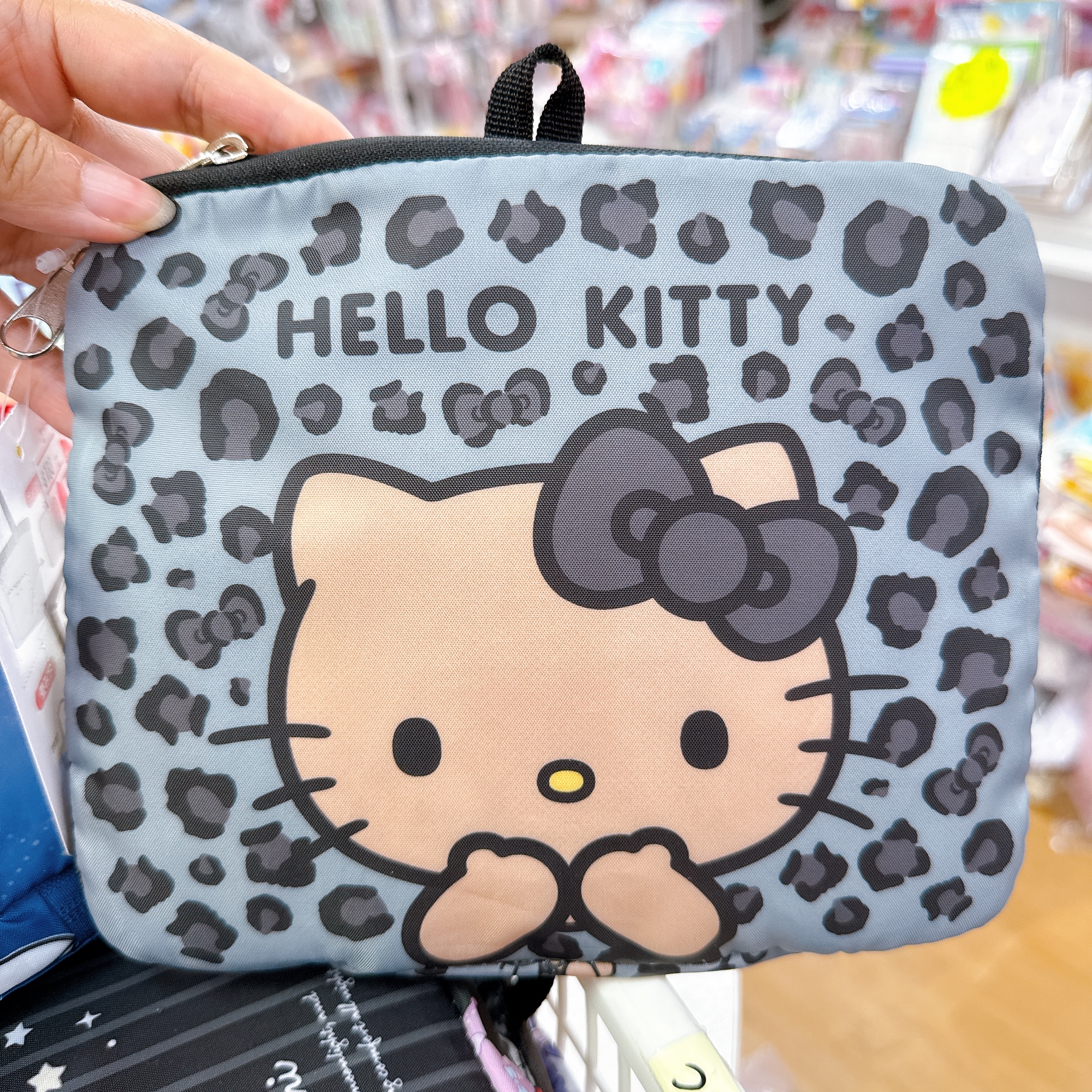 本店獨家發售日本限定蛋黃哥Kitty XO Kuromi可接納旅行袋環保袋 可上膊