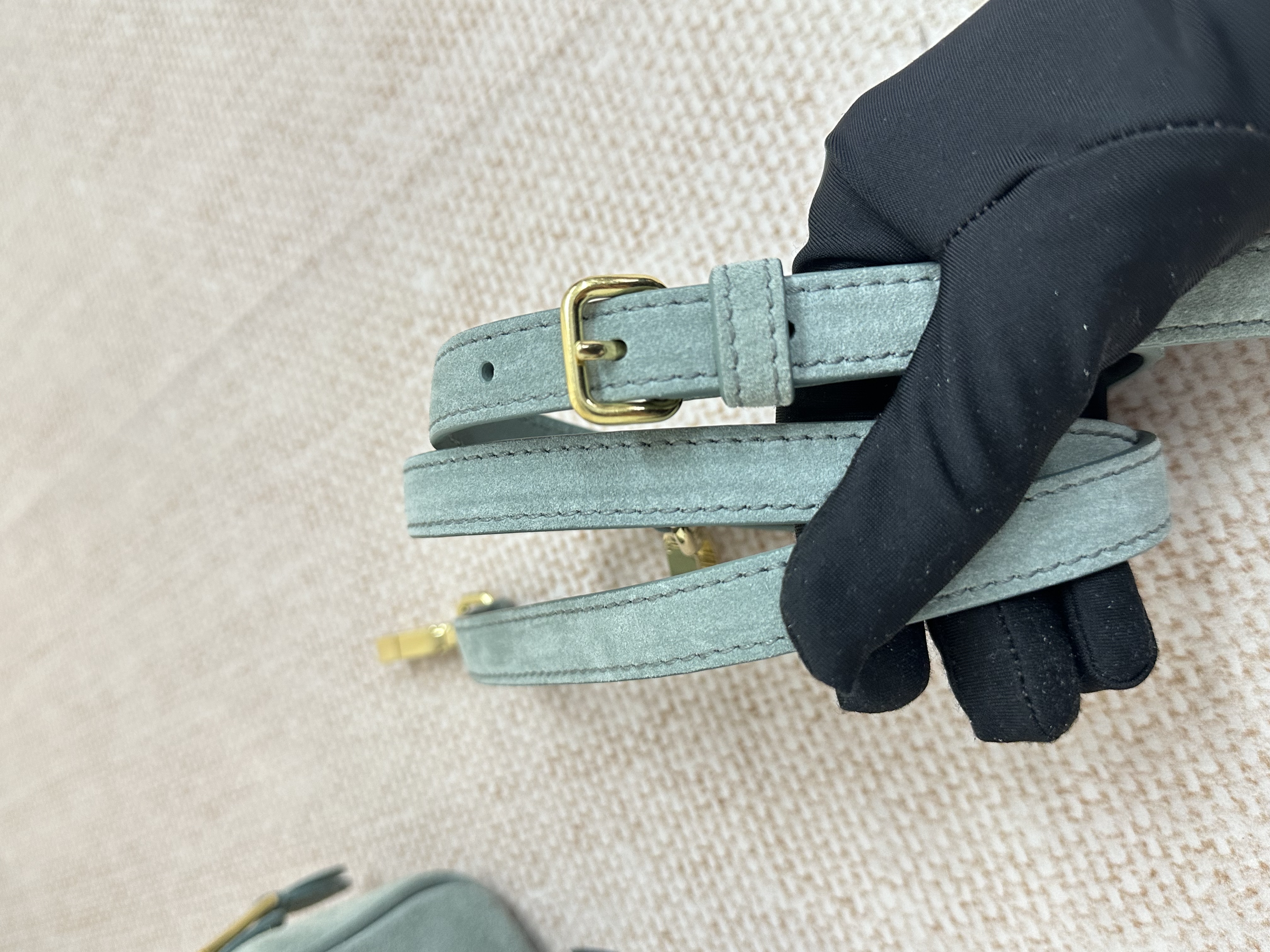 Pre-owned Miumiu Arcadie Suede Top Handle Bag/ Product Code: 26041606