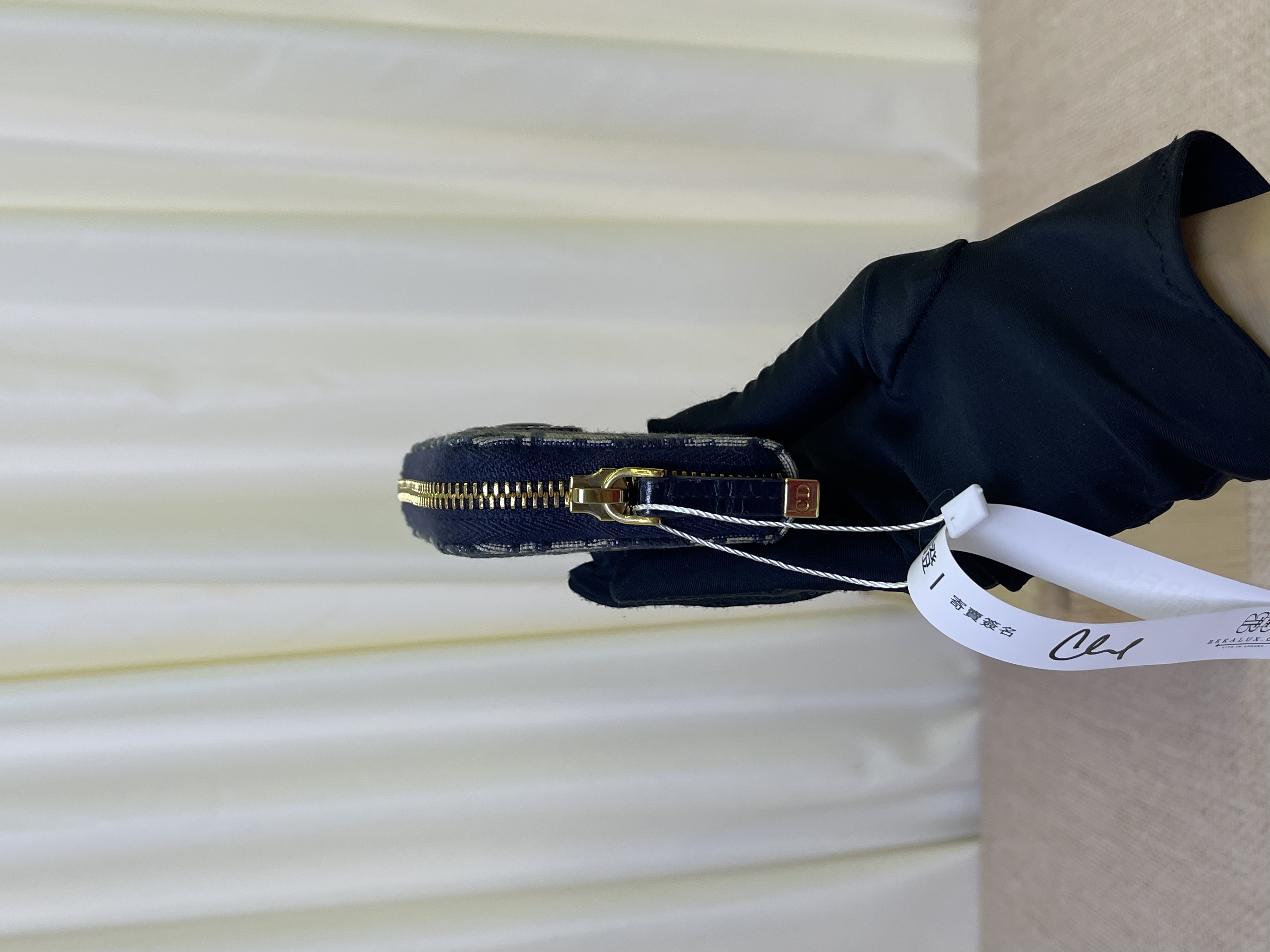 Pre owned Dior 30 Montaigne Voyageur / Product Code: 26031101