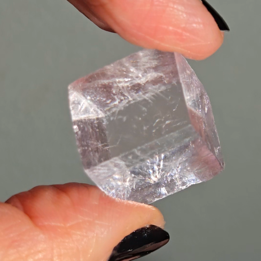 Purple calcite cube with amazing transparency - PC1