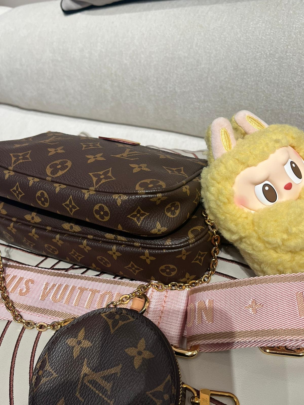 Lv Multi Pochette Accessoires 5合1 100%Authentic ,95%new ✅dust bag✅strap✅box 