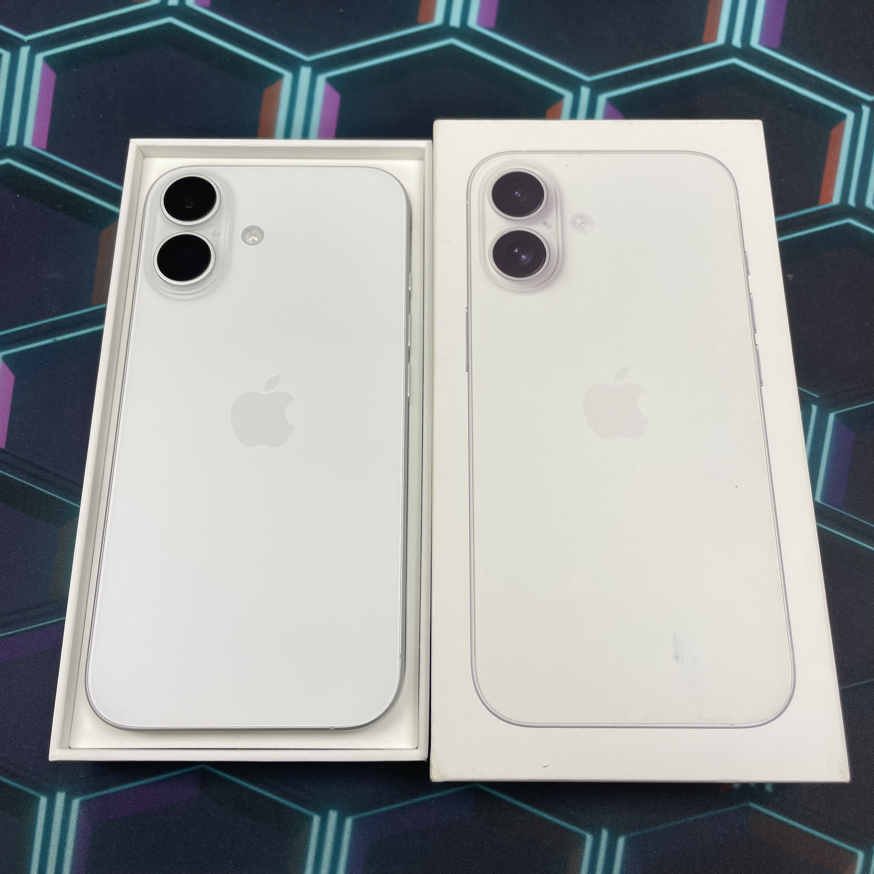 *6575 16 完美機 128GB 電92 白色 white