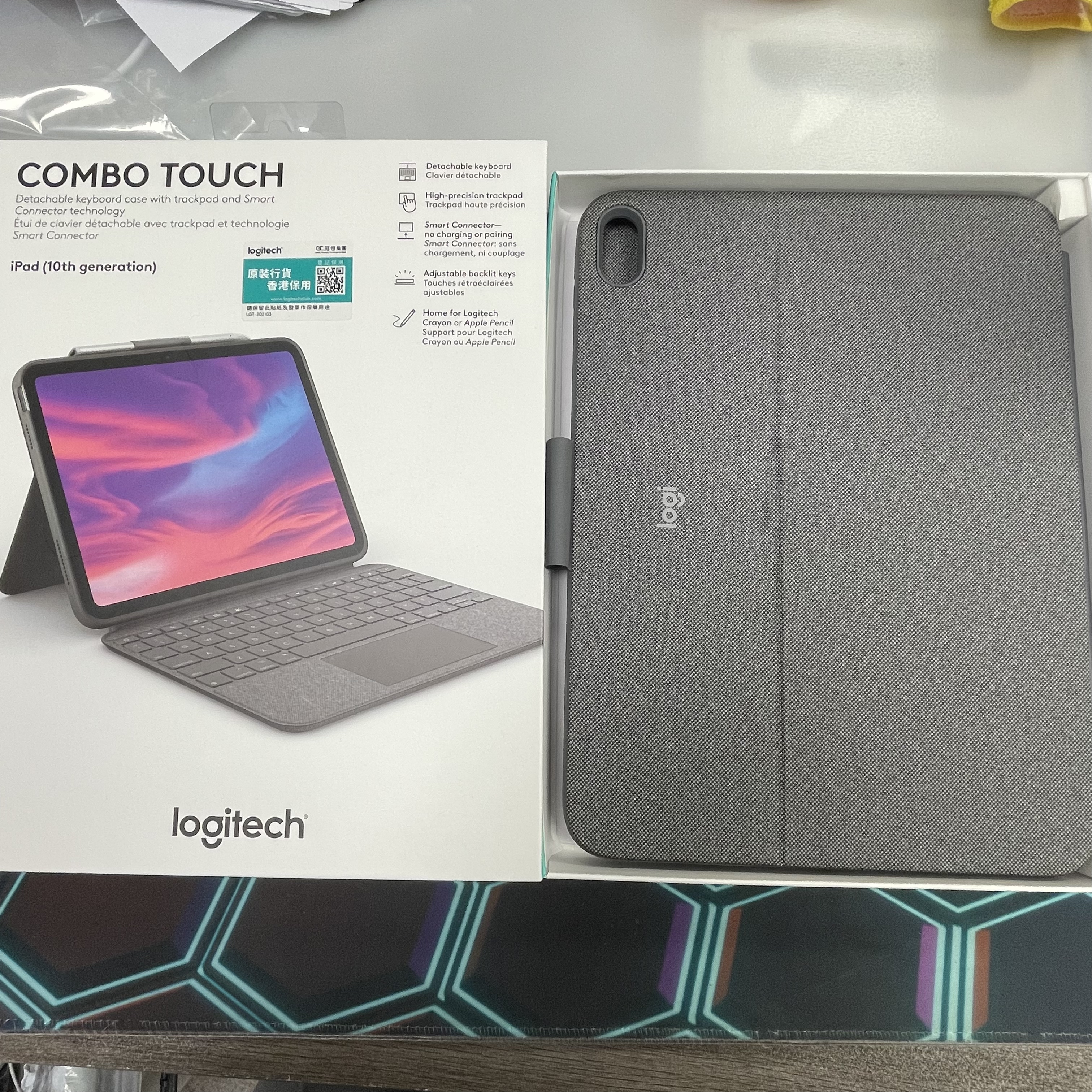 *8192 Logitech Combo Touch Keyboard 11吋 for iPad 10 & 11