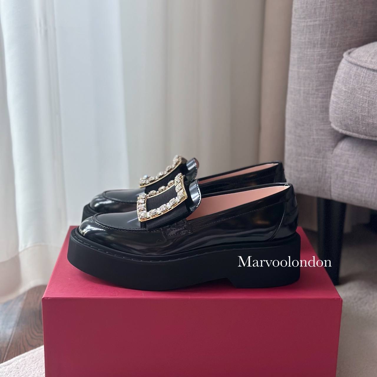 限時優惠✨訂貨🍒Rv 經典款漆皮厚底鑽扣loafer WhatsApp check size 