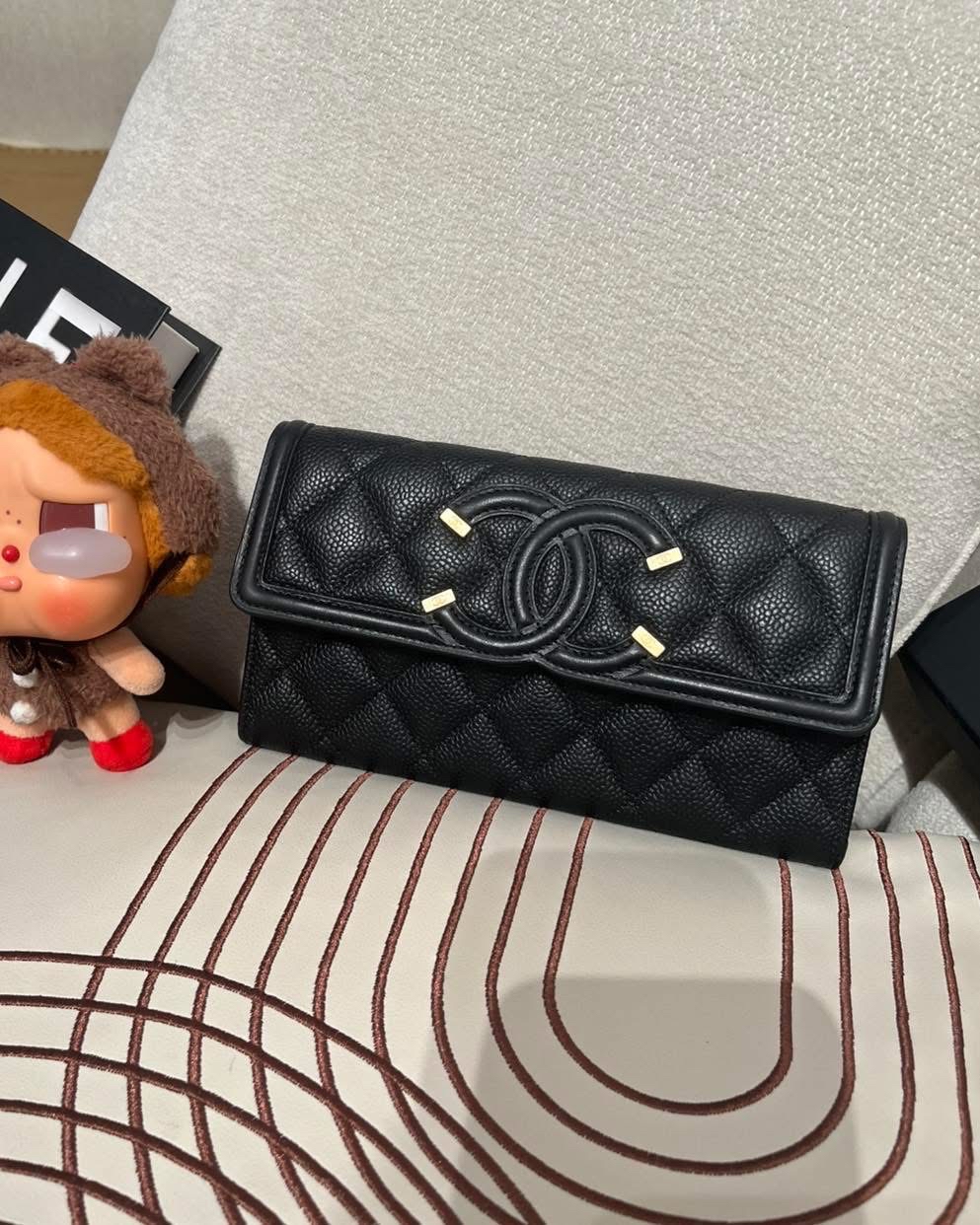 Chanel cc filigree wallet 黑色荔枝牛皮 100%Authentic,98%new ✅card✅box