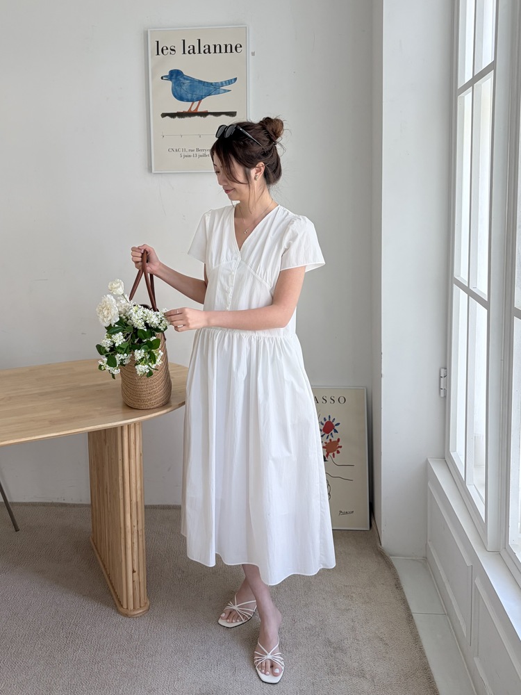 Airy Button Front Long Dress (White)