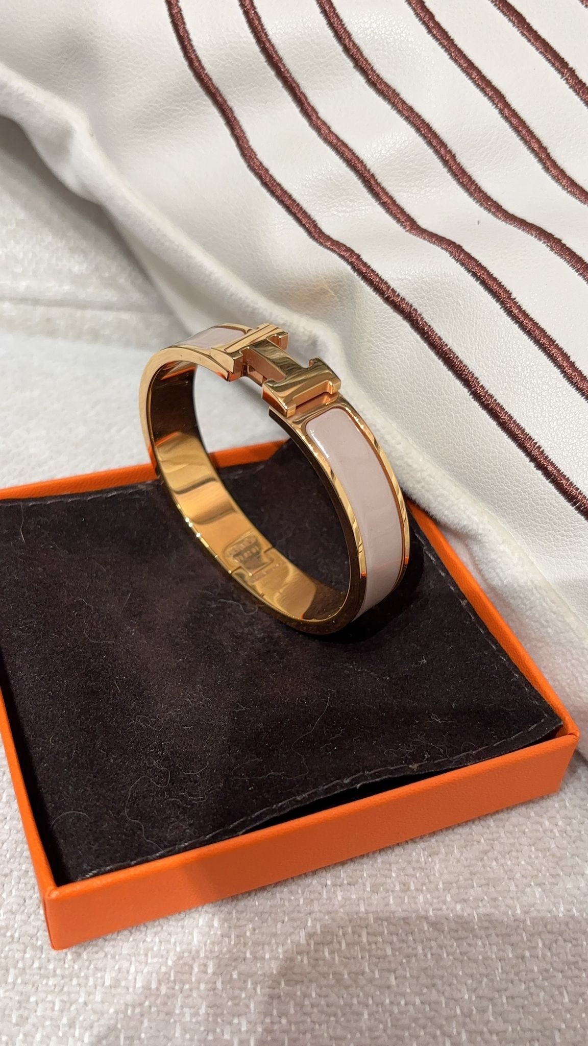 Hermes clic h bracelet pm ,100%Authentic,98%new ✅dust bag ✅box