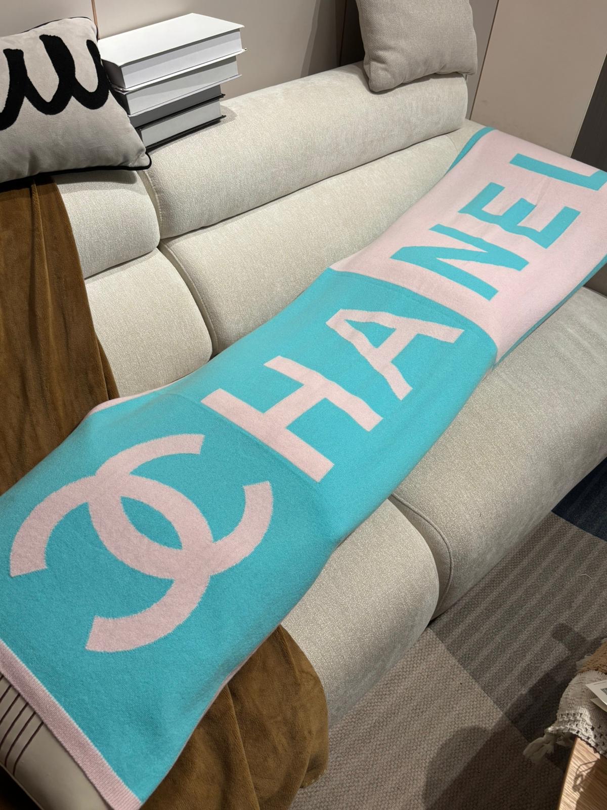 未使用品 Chanel cashmere scarf 披肩/圍巾 100%Authentic,unused✅box 