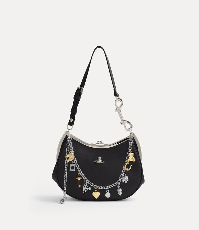 限時優惠💖訂貨🍒Westwood 啪扣shoulder bag  袋上掛飾可除! Size 22x17x7cm