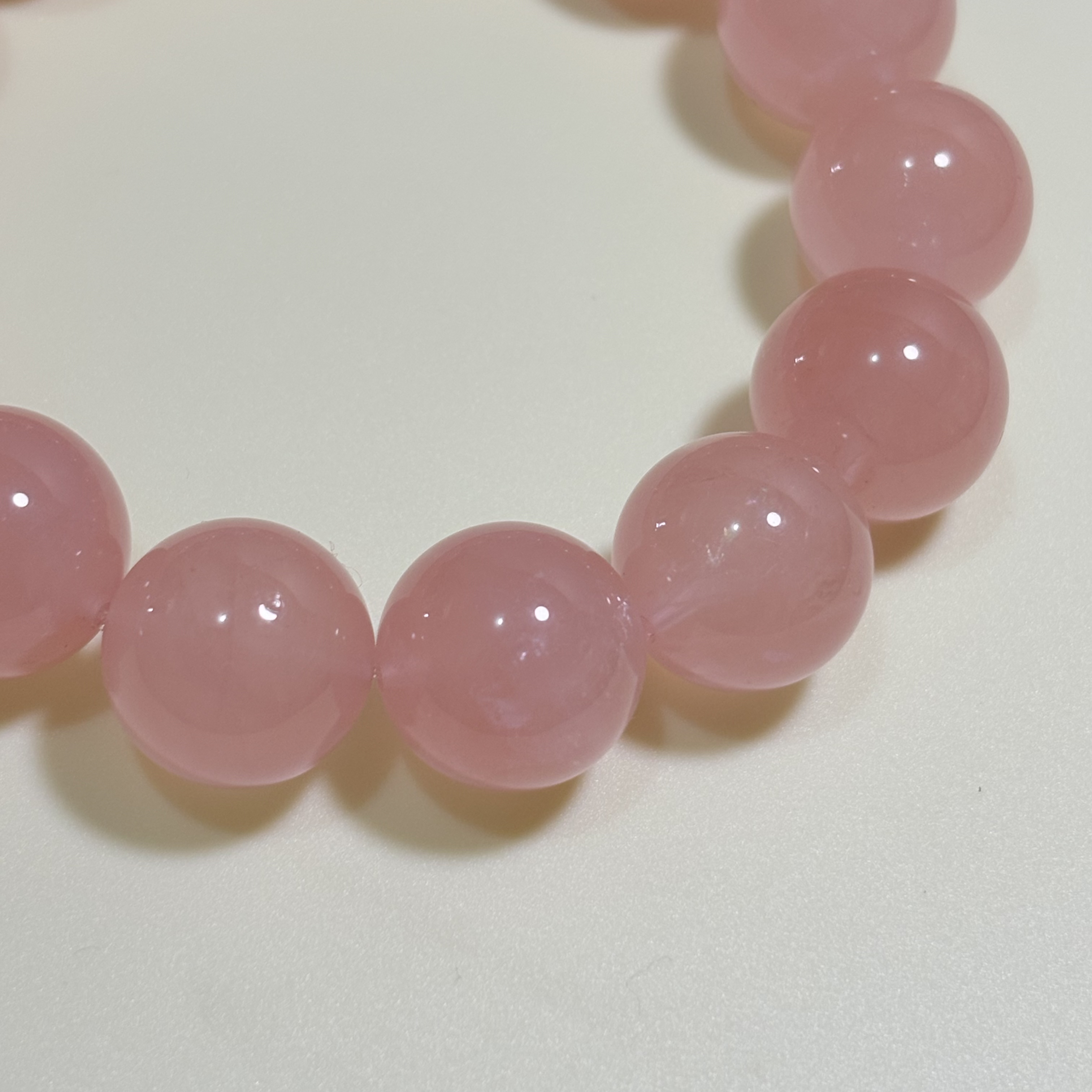 【人緣】馬粉晶手串 No.4564 l規格：16mm珠18 cm手圍｜附送證書