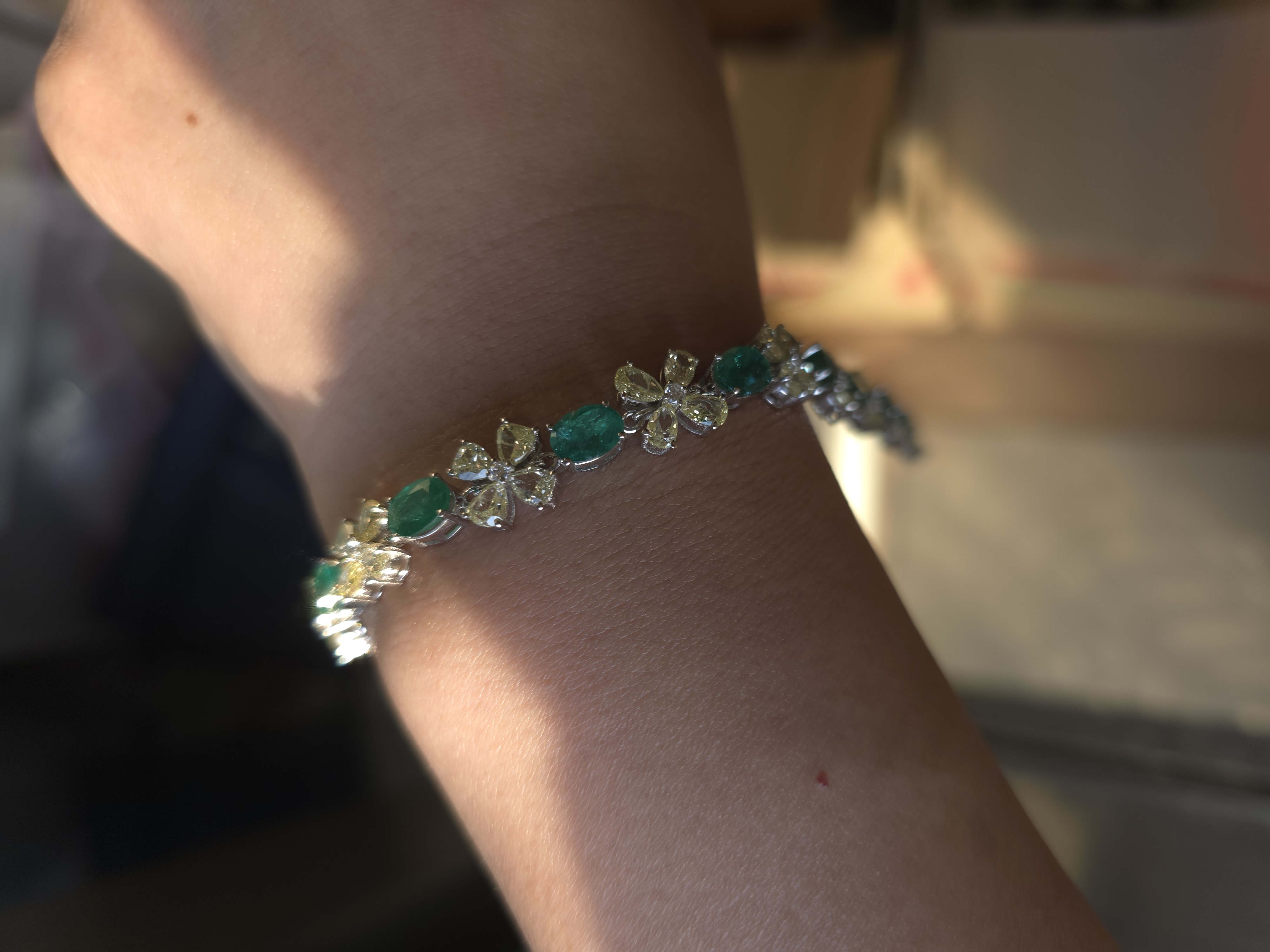 18K祖母绿黄鑽手鏈