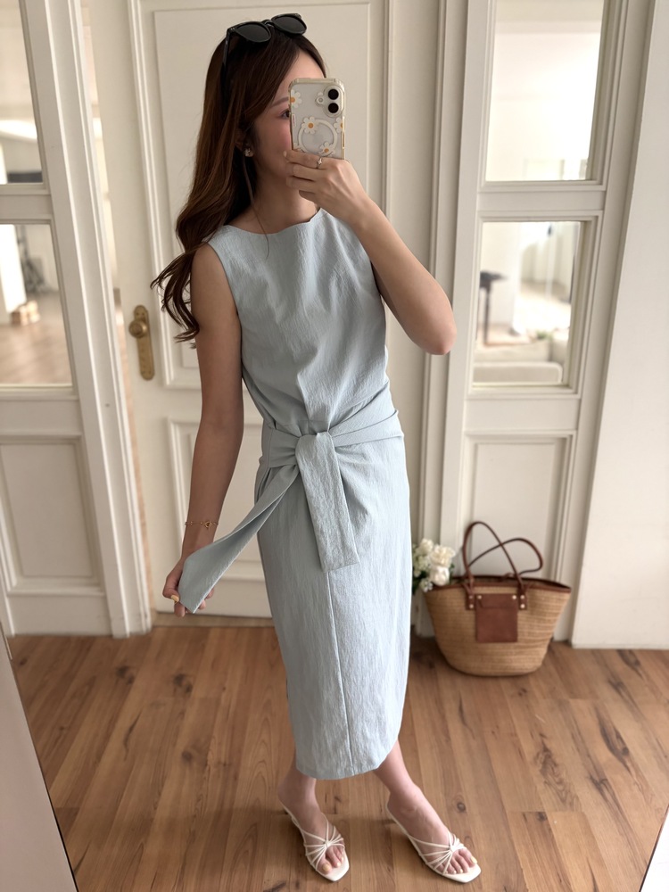 Pastelly Gathered Waist Dress (Blue)