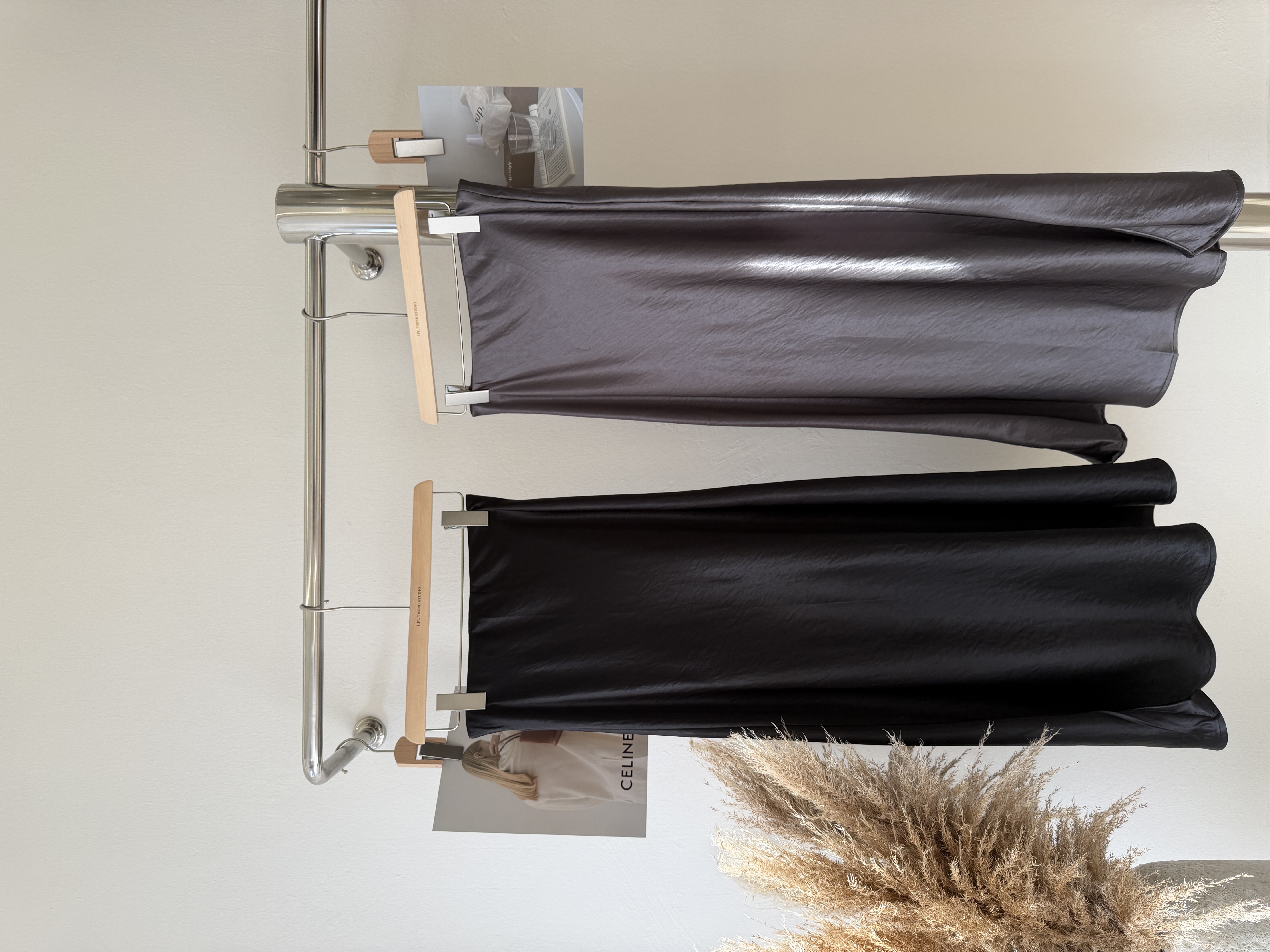 6635 高级感缎面半身长裙