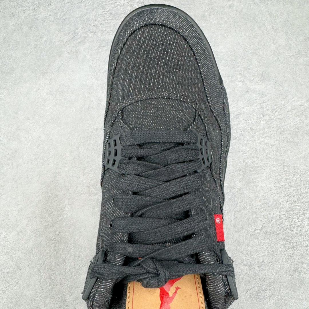 Levi's x Air Jordan 4 Retro 'White Denim' AO2571-001