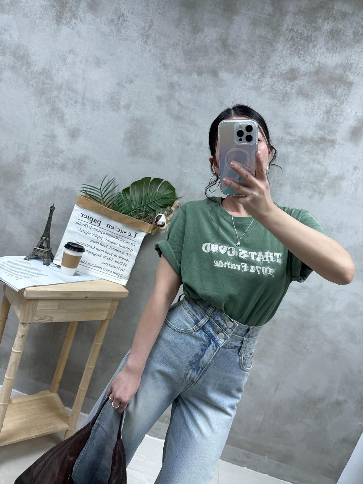B14 噴漆字洗水棉Tee