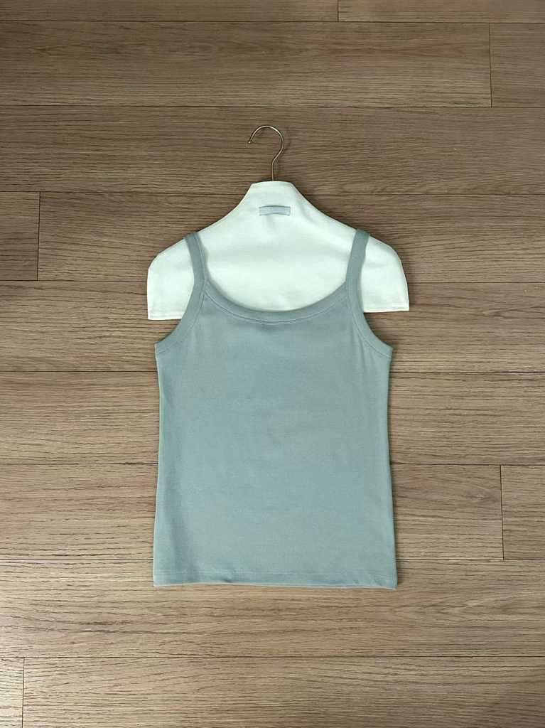 Spaghetti strap tank top #top112