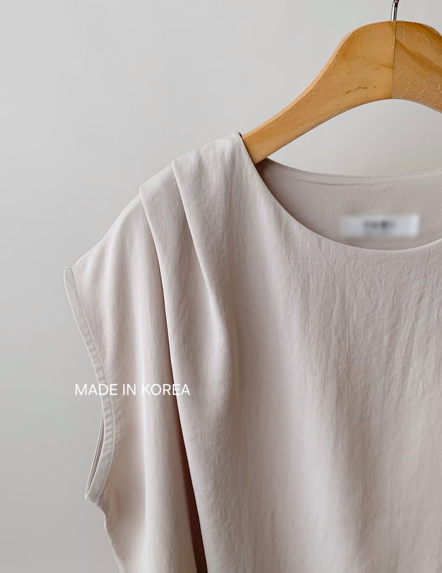 G6178 韓國🇰🇷靚料淨色打皺top