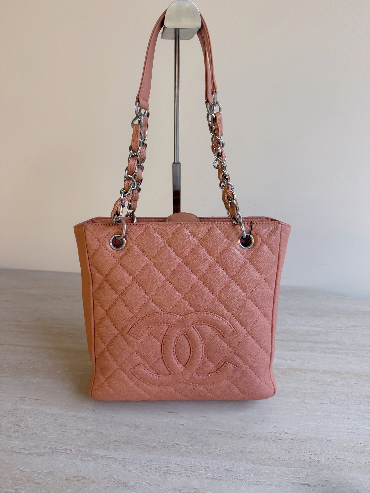 【預訂貨品】Chanel 粉色荔枝紋牛皮tote bag