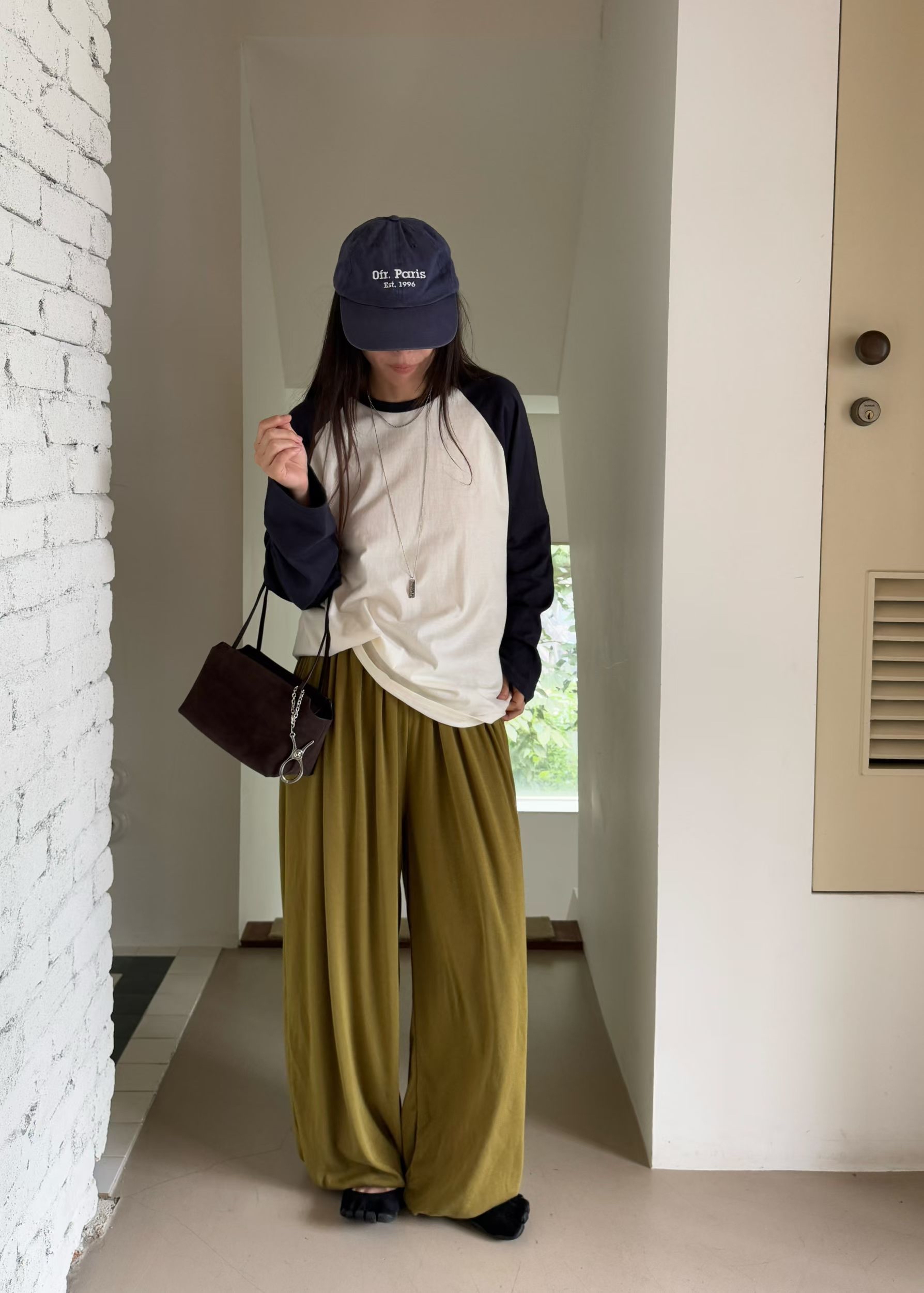 221575 撞色牛角膊Tee