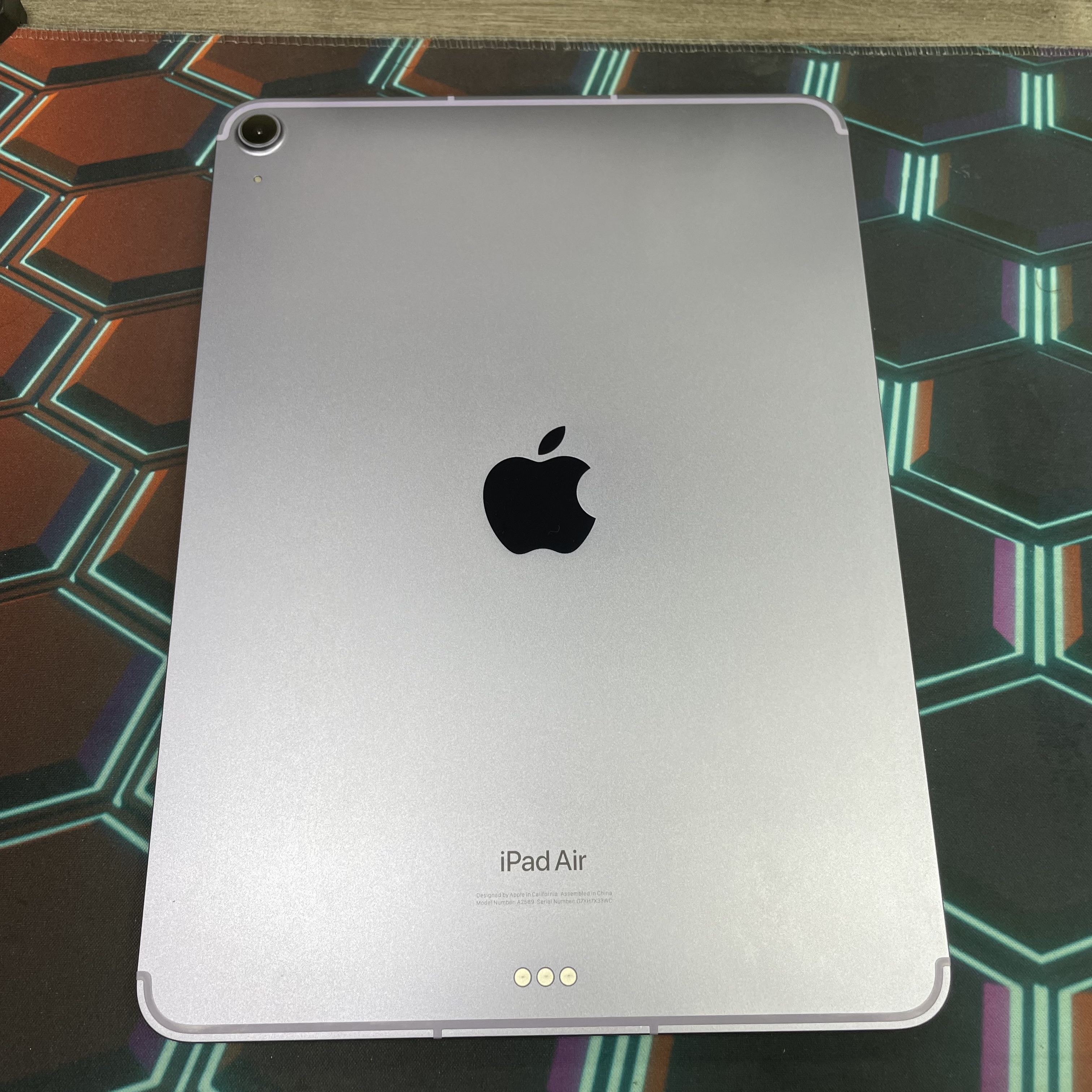 *823492 iPad Air 5 完美機 256GB 插卡版 紫色 purple