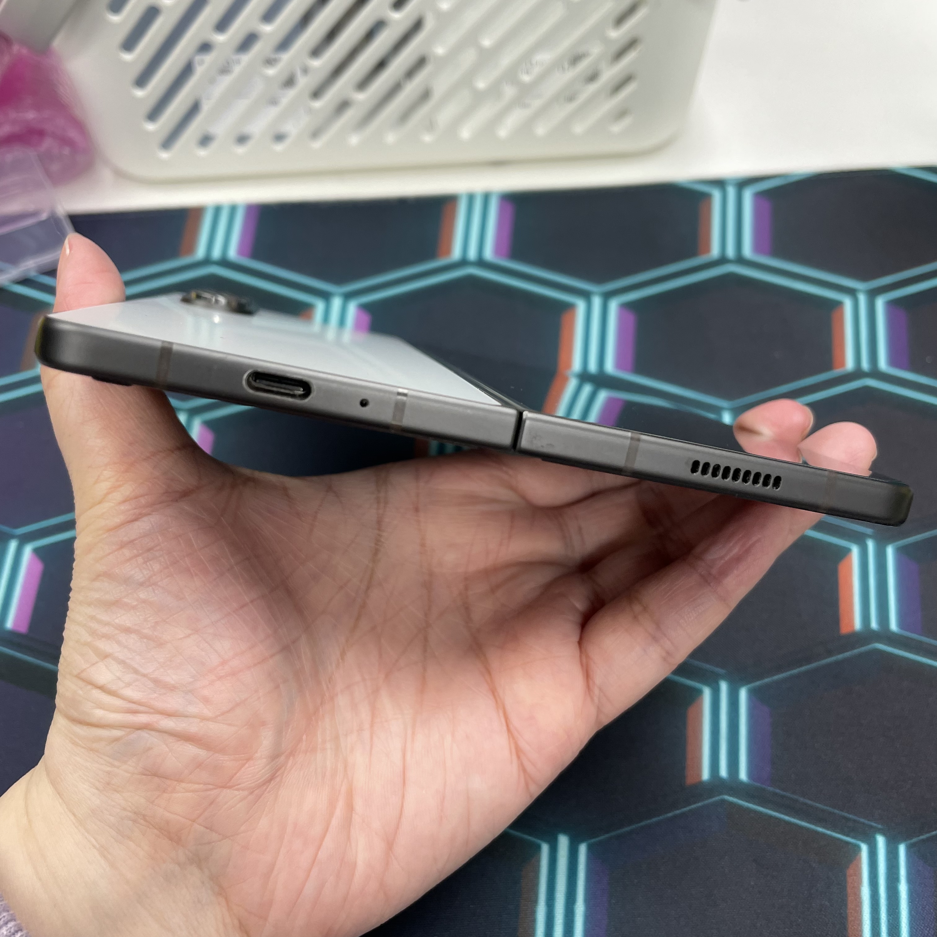 *5824B Galaxy Z Fold 5 完美機 12+256GB 白色 white