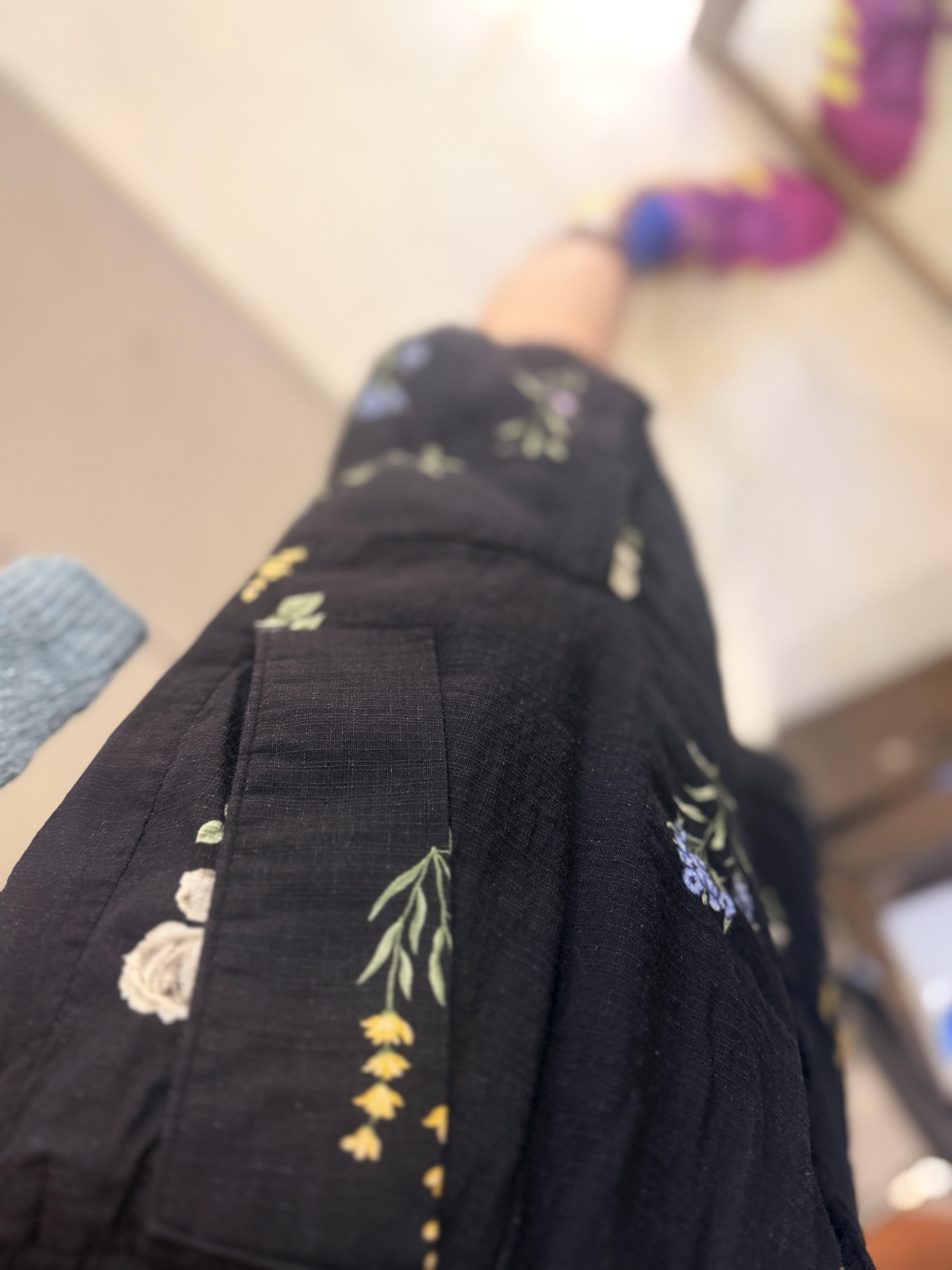Linen flower shorts