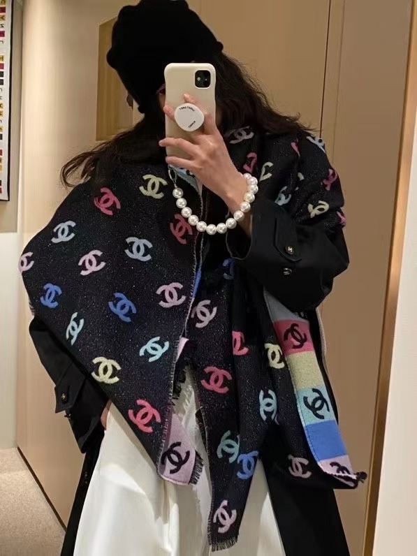 【現貨】CHANEL 彩虹圍巾 
