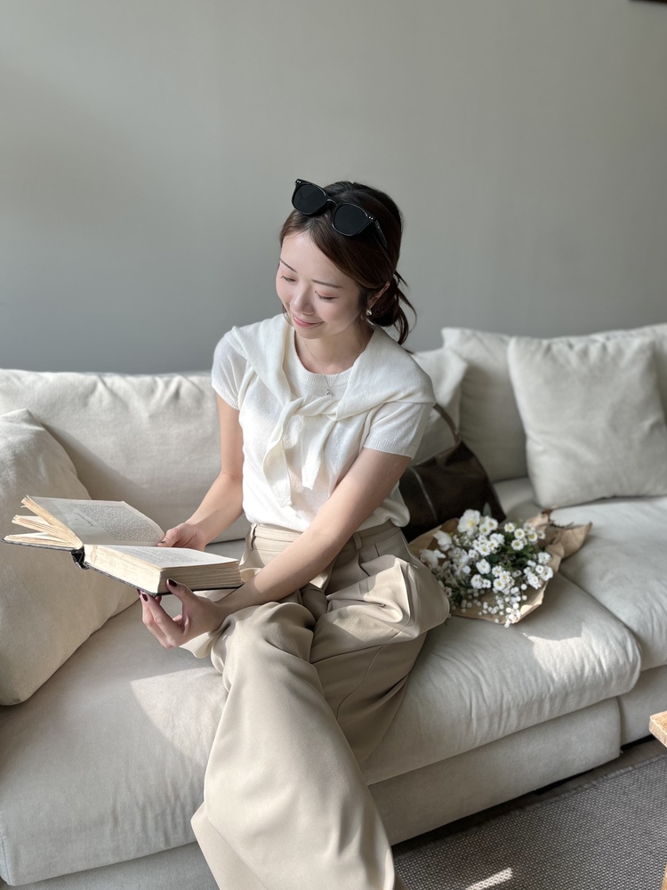 The Frenchie Top with Cape (Ivory)