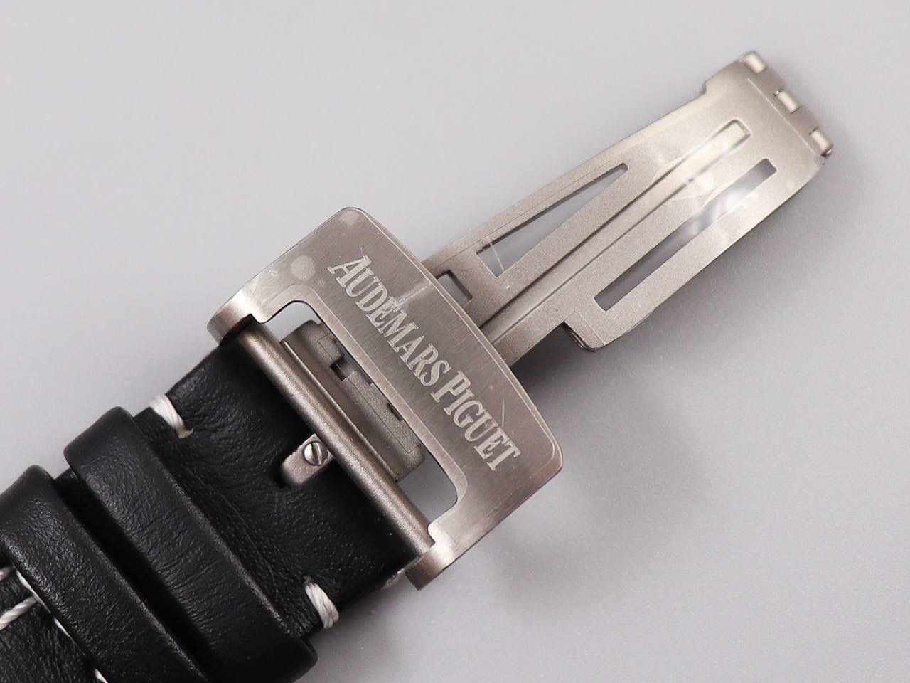 A P蒙托亚系列 精钢表壳 碳纤维圈口 搭载复刻原版爱彼CaL．2840全自动计时机芯 市面最强版本🔥