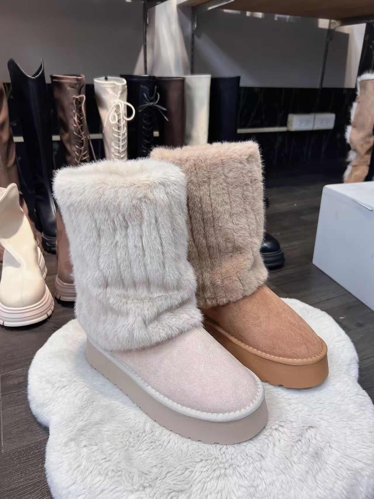 TA66 雪地毛毛袜套靴