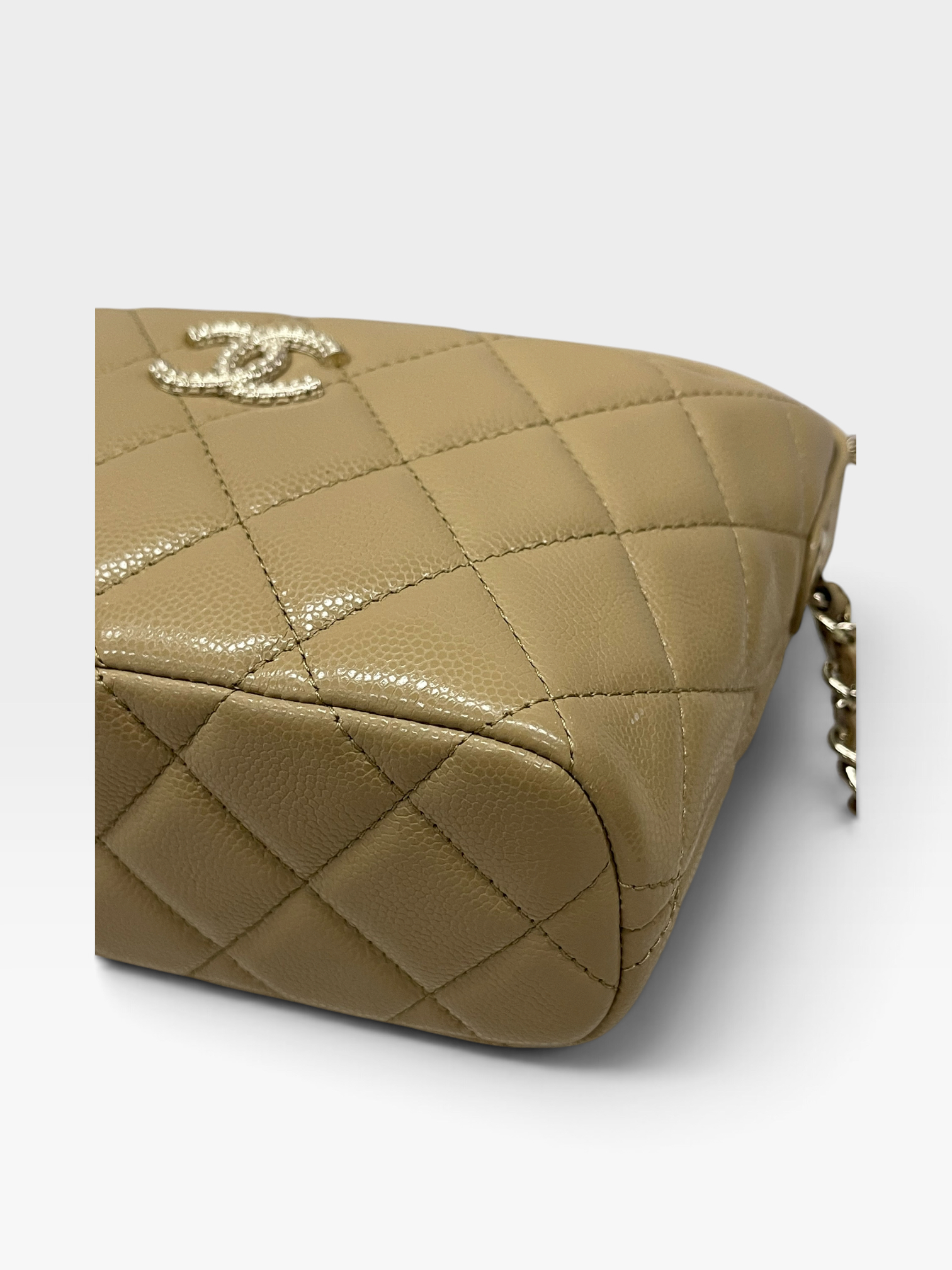 Pre-Owned CHANEL Hobo Bag / Product Code: K090417