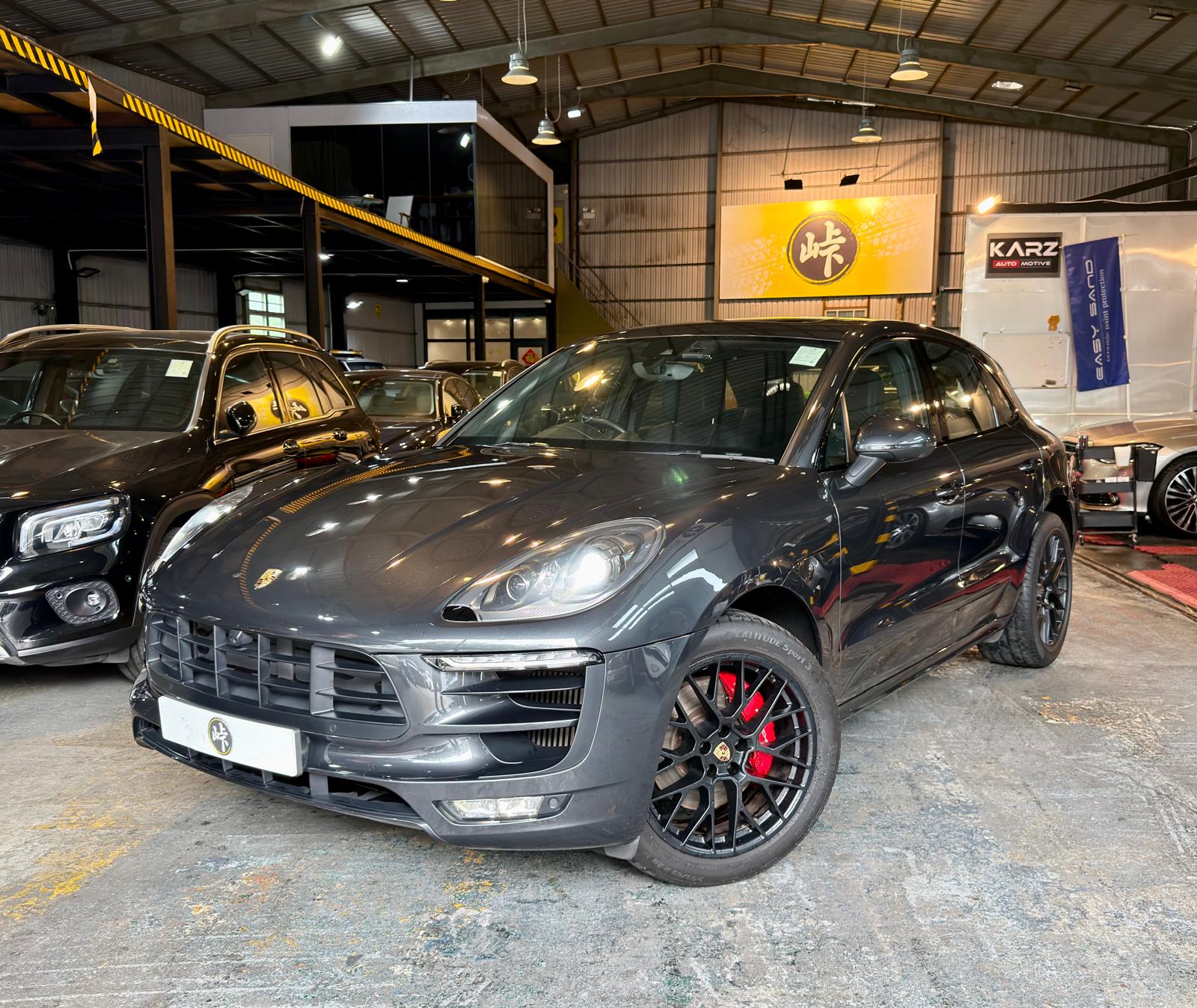 Porsche Macan GTS 2016