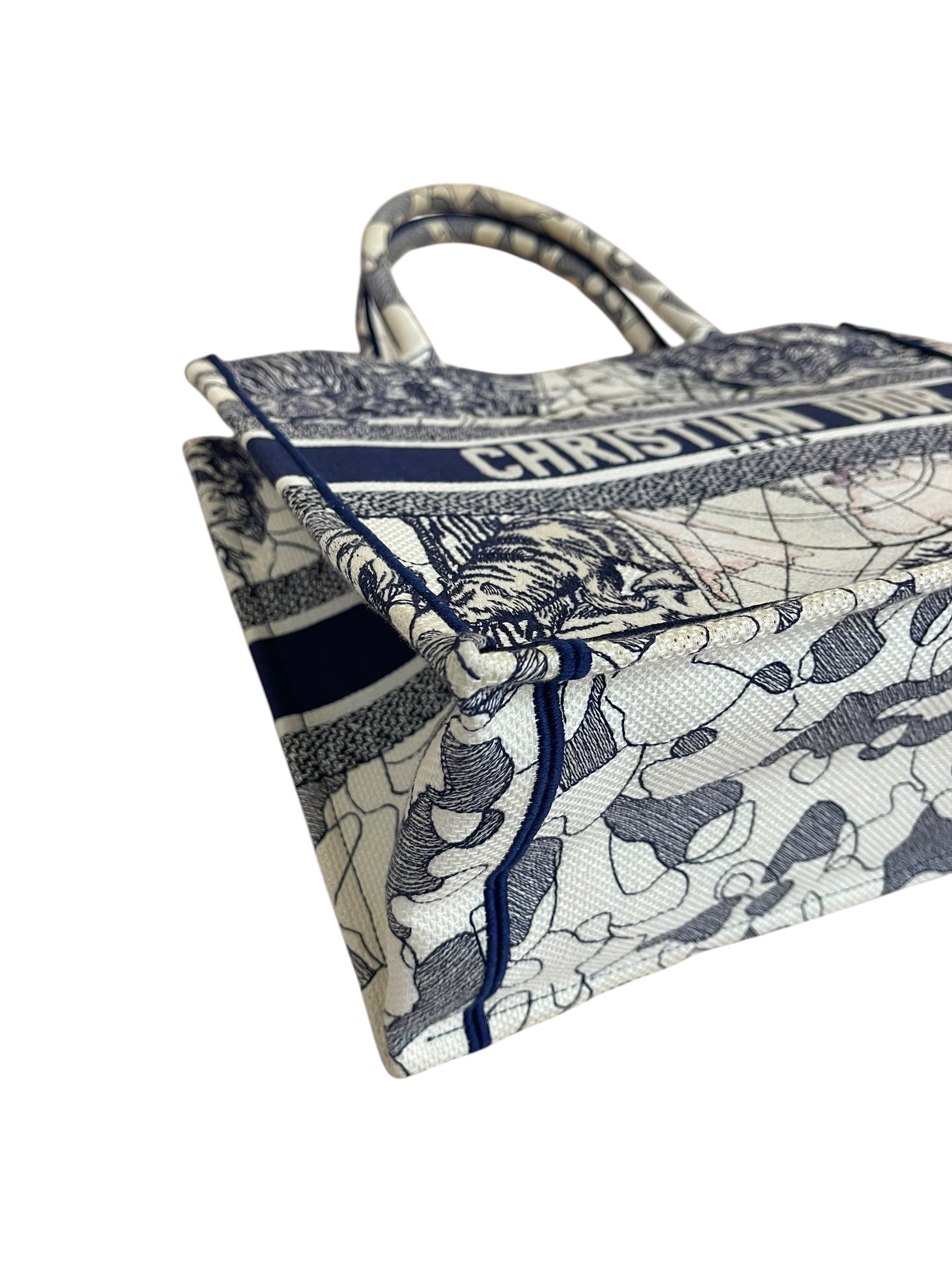 Pre-owned Dior Book Tote / Product Code: 063003