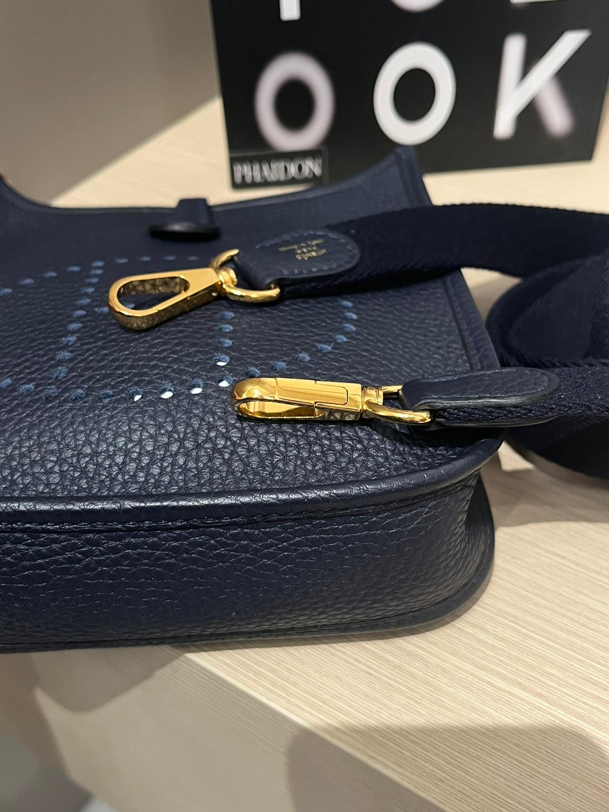 Hermes Mini Evelyne Stamp W 午夜藍BLEU NUIT/BLEU INDIGO 100%Authentic, 98%New ✅收據✅Dust bag 