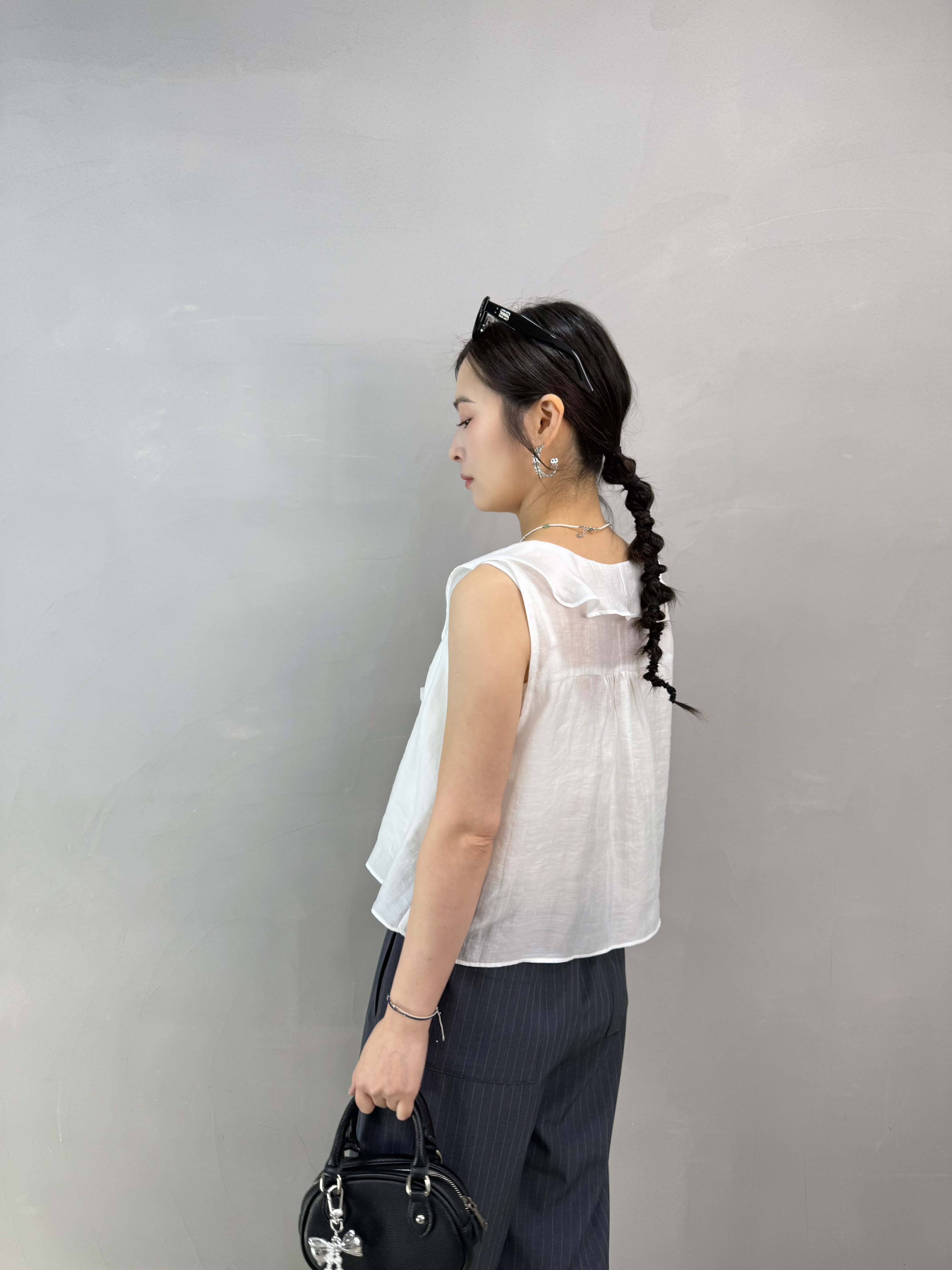 V71 Ruffle 滑料背心