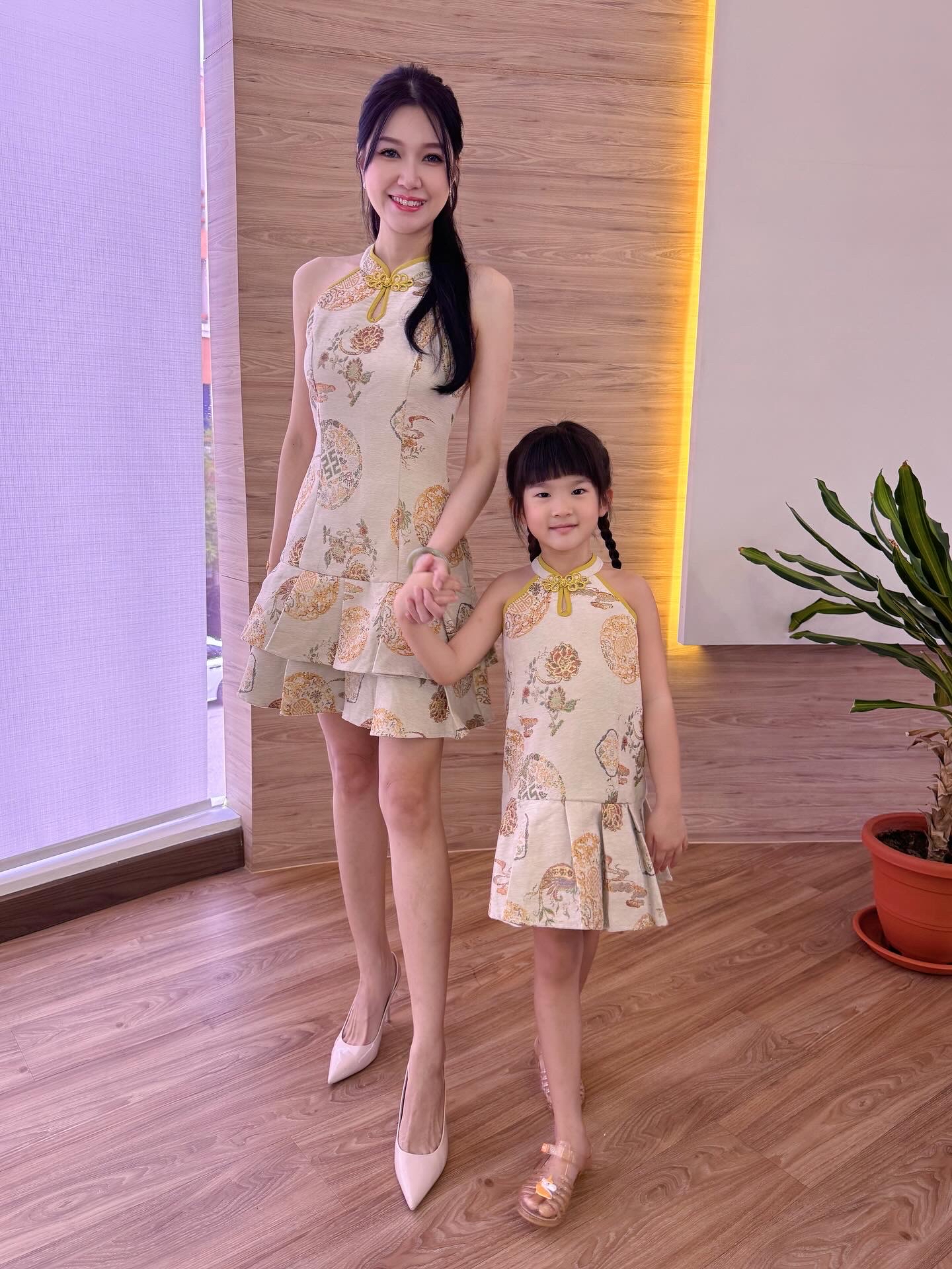 Fennie Oriental Dress (Woman)