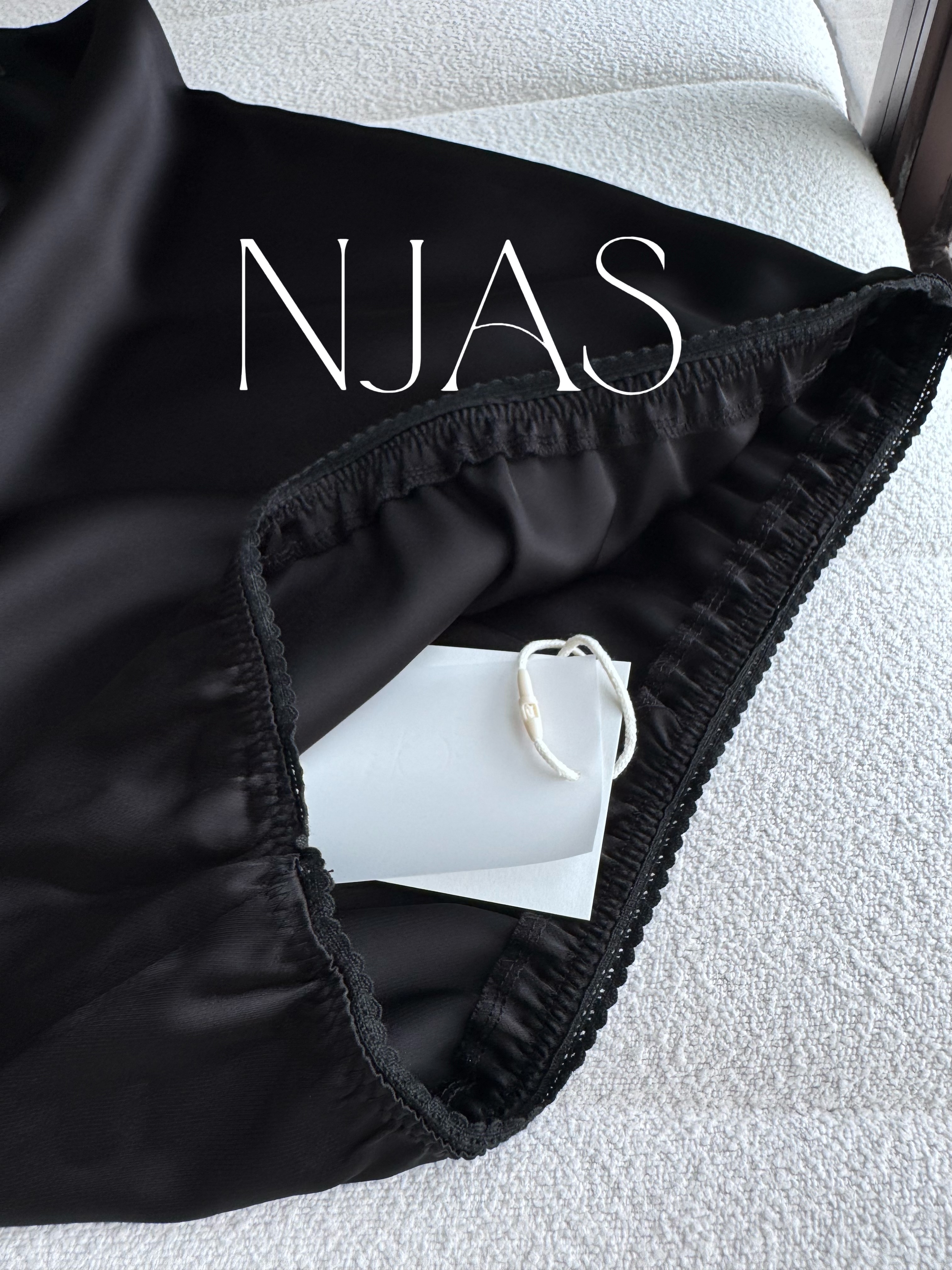 Elegant silky lace skirt