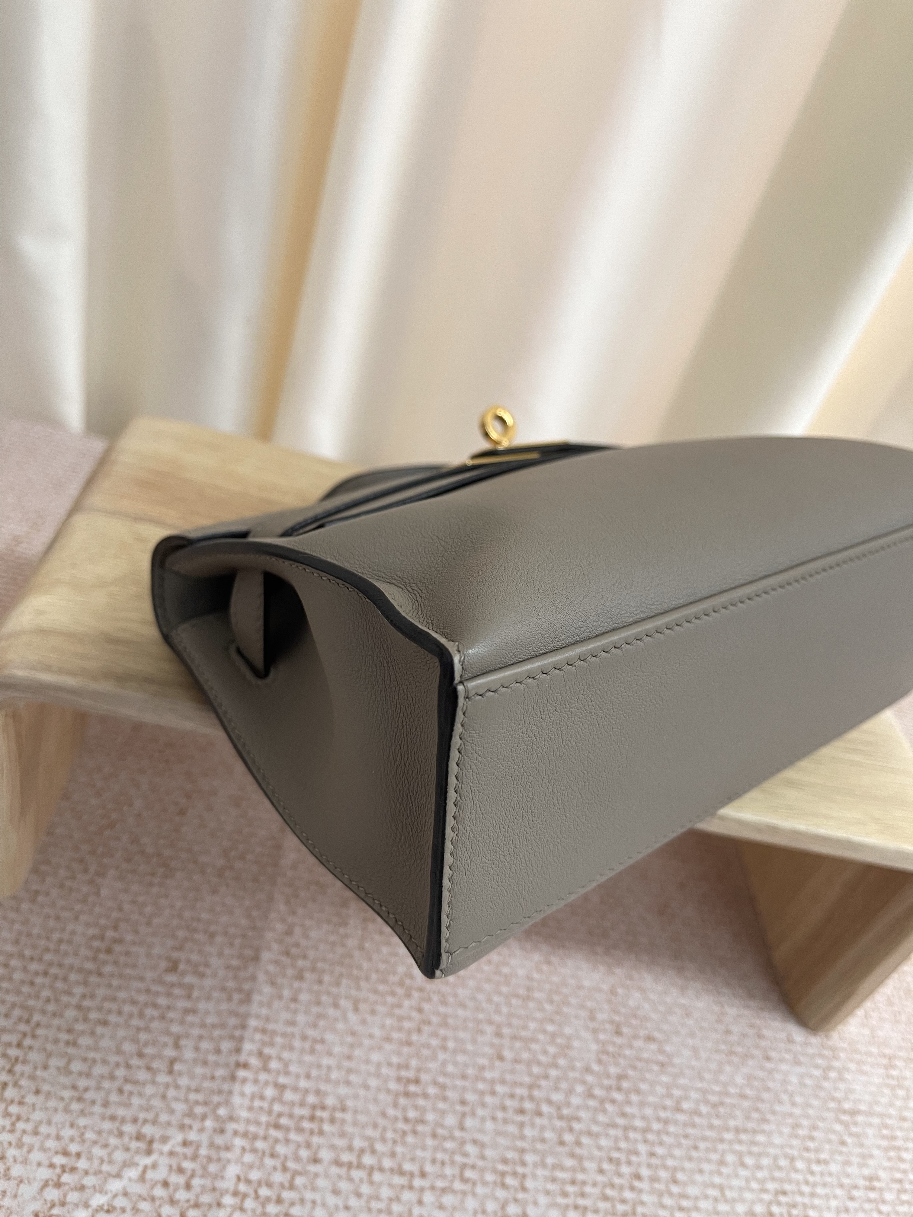 Pre-owned Hermes Kelly mini/ Stamp C/ Product Code: 26021108