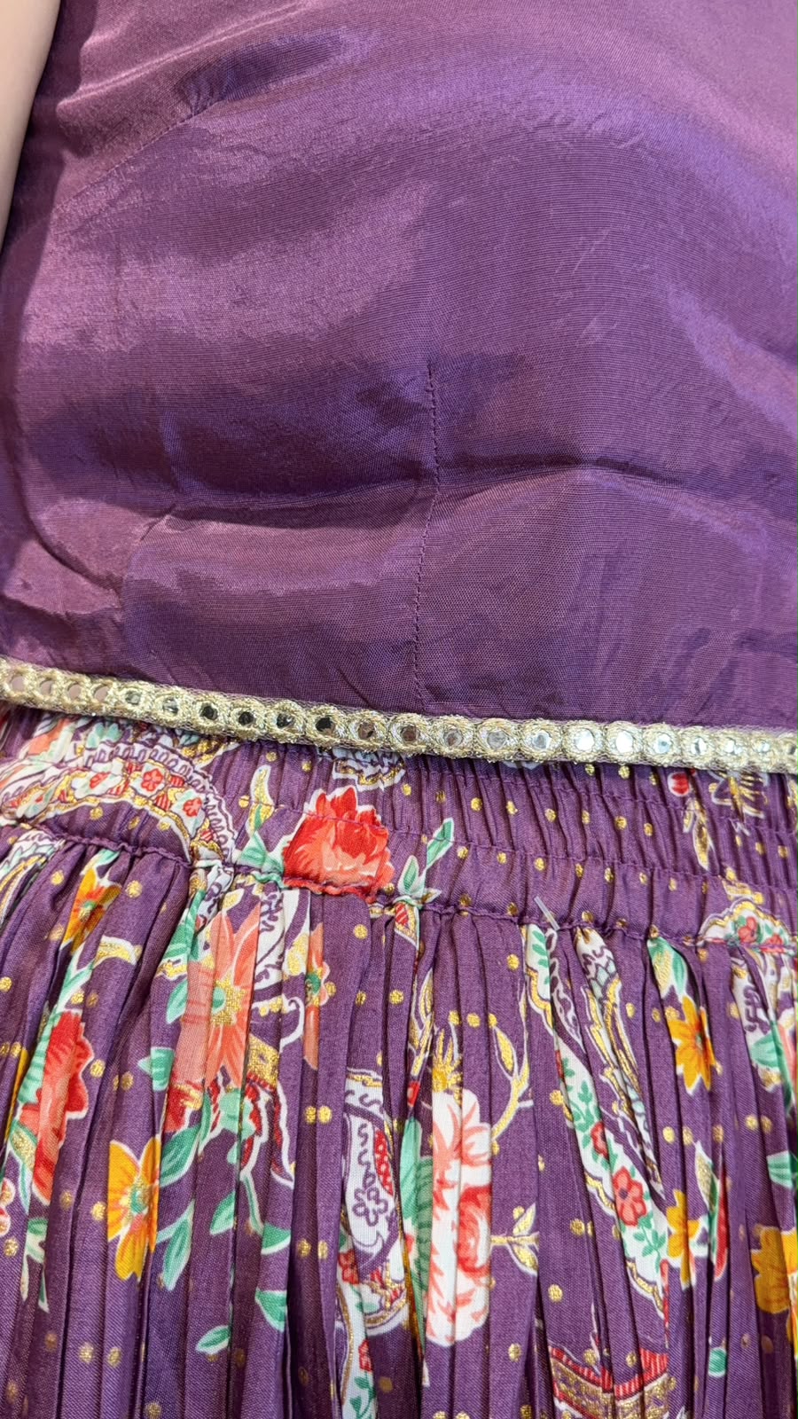 3537 Violet Sleeveless Top + Violet Skirt Set of 2