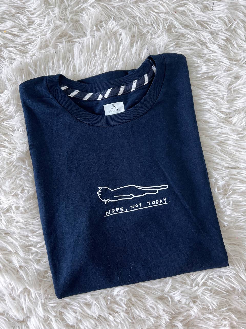 Minimalist 图案设计 Tee