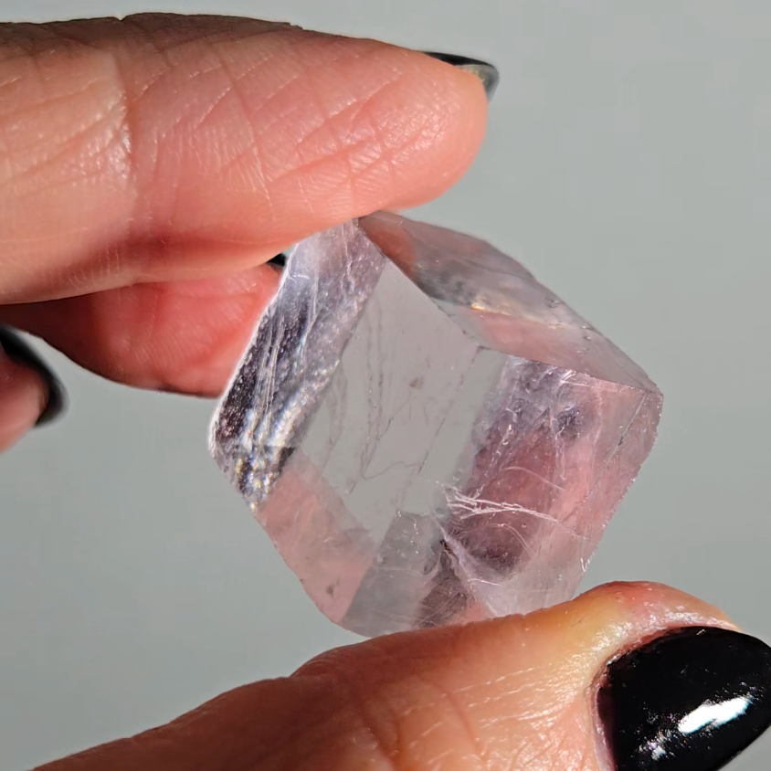 Purple calcite cubes with rainbows, transparency - PC4