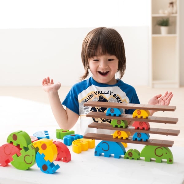 Weplay 小象馬戲團