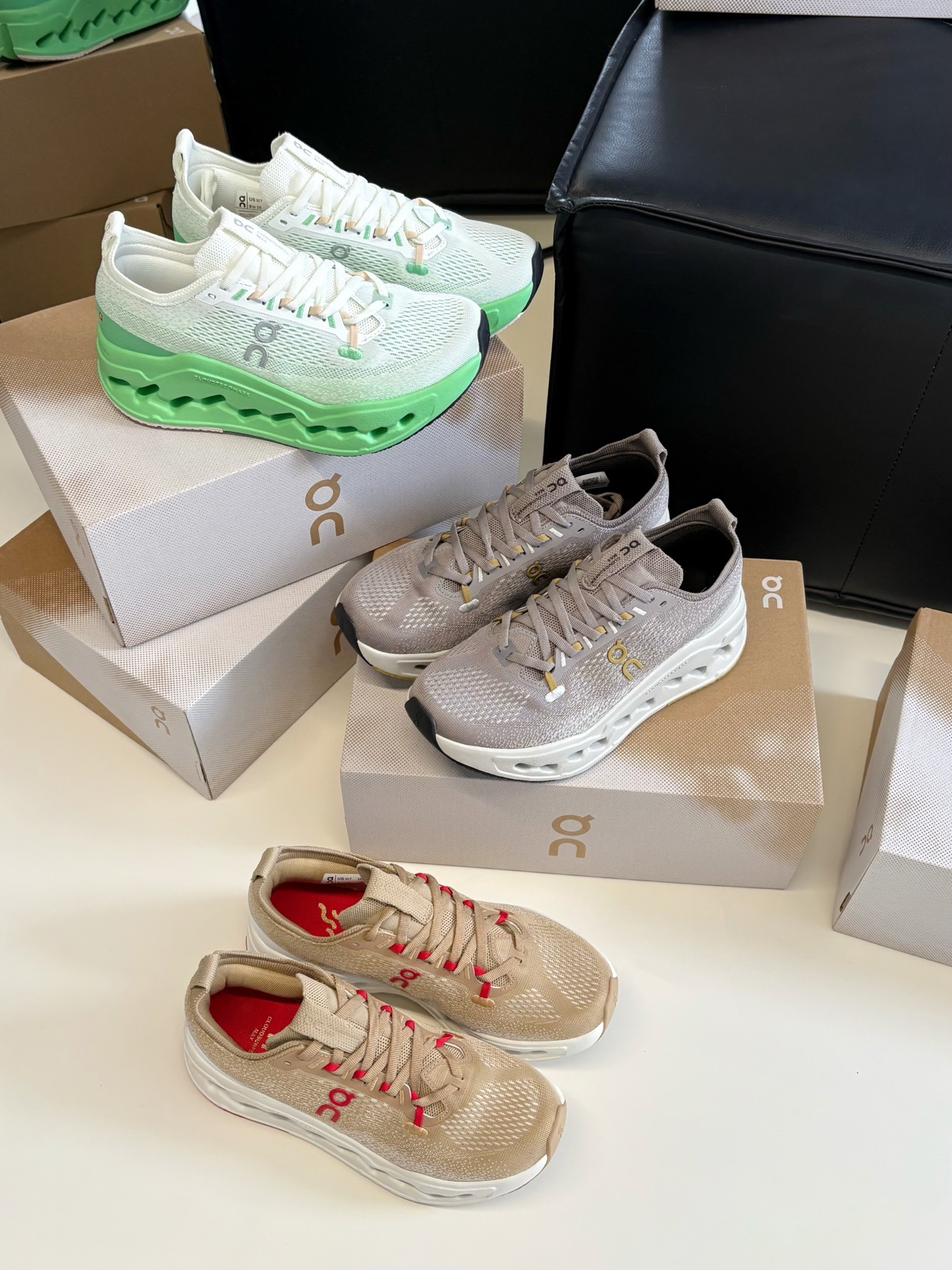 $368對。🔥 On Cloudsurfer Max 頂級緩震跑鞋登場 👟開啟超強緩震新紀元！！